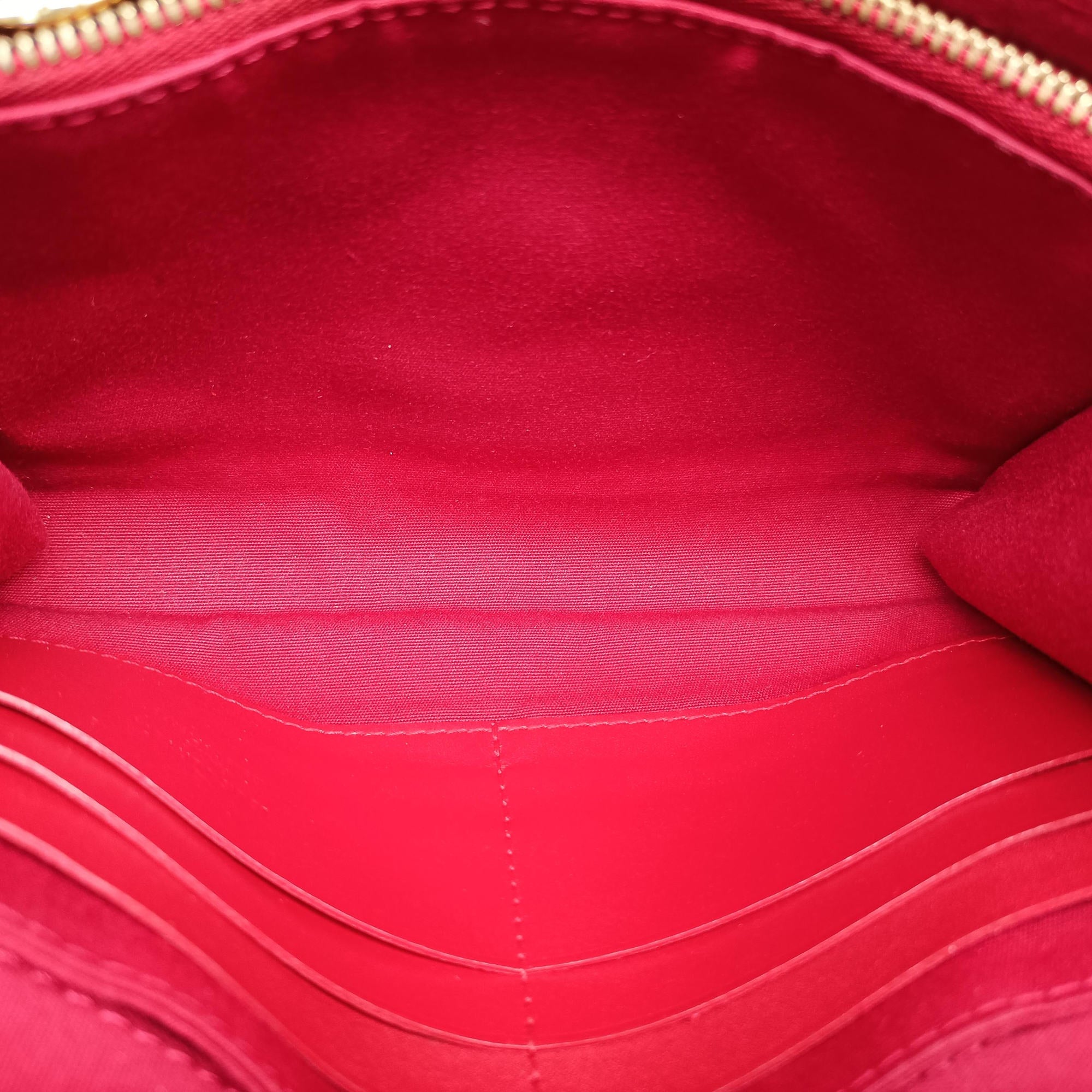 Pre-owned Louis Vuitton Belle Air Pomme d'Amour Vernis M93614 shoulderbag | stylenewstar