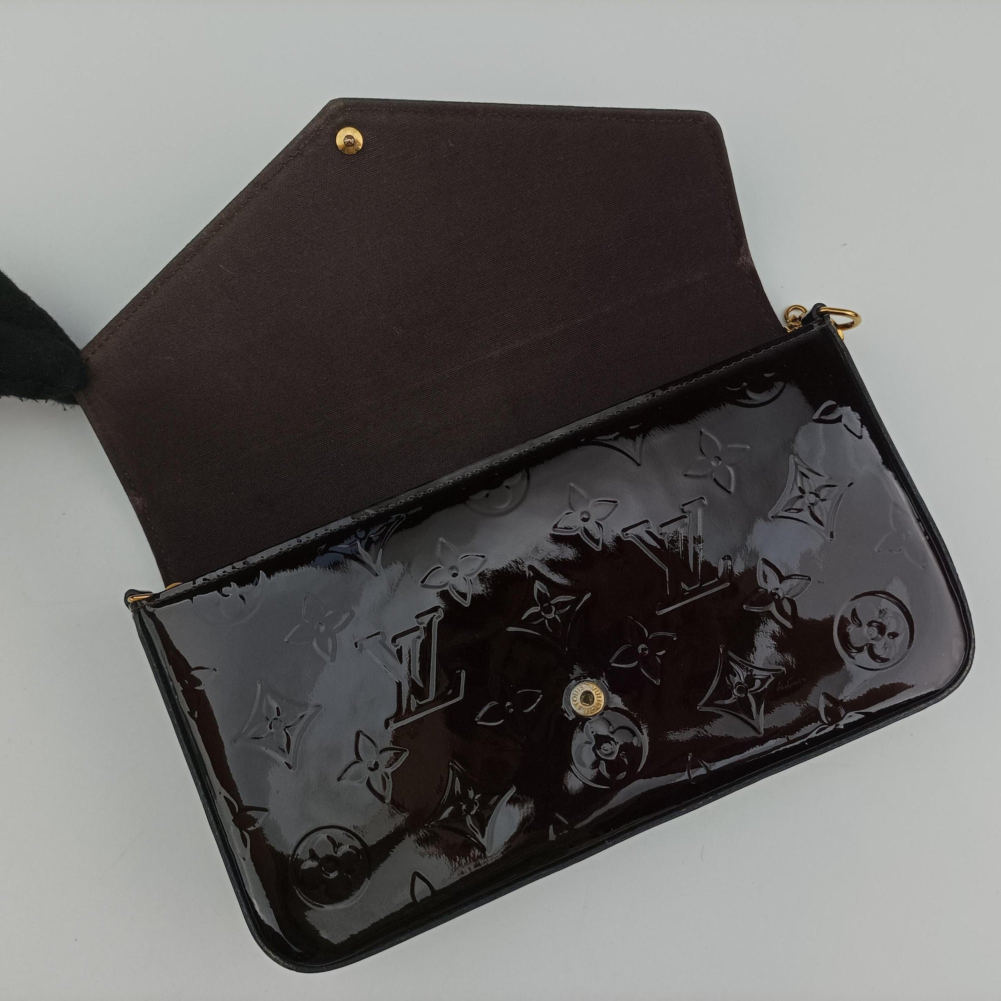 Secondhand Louis Vuitton Pochette Felice Amarante Vernis M64579 shoulderbag | stylenewstar
