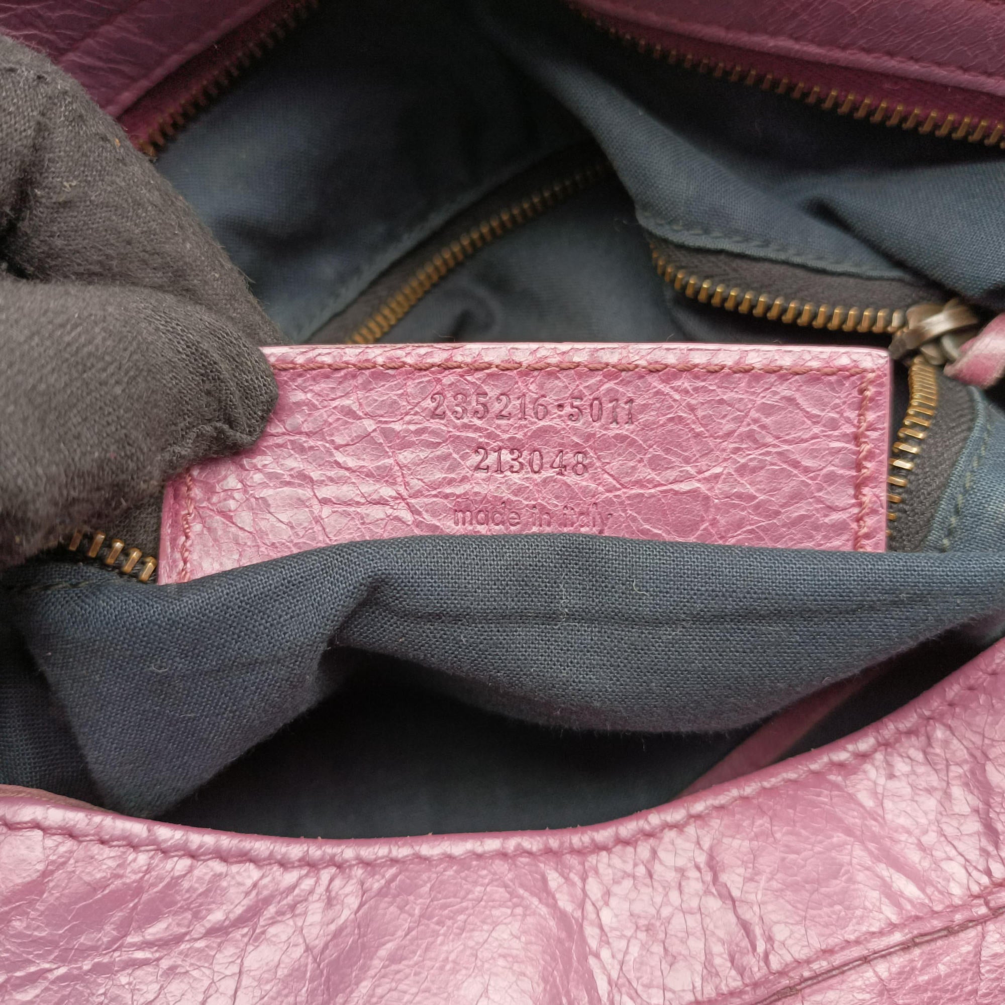 Pre-owned Balenciaga Giant City Purple lambskin  shoulderbag | stylenewstar