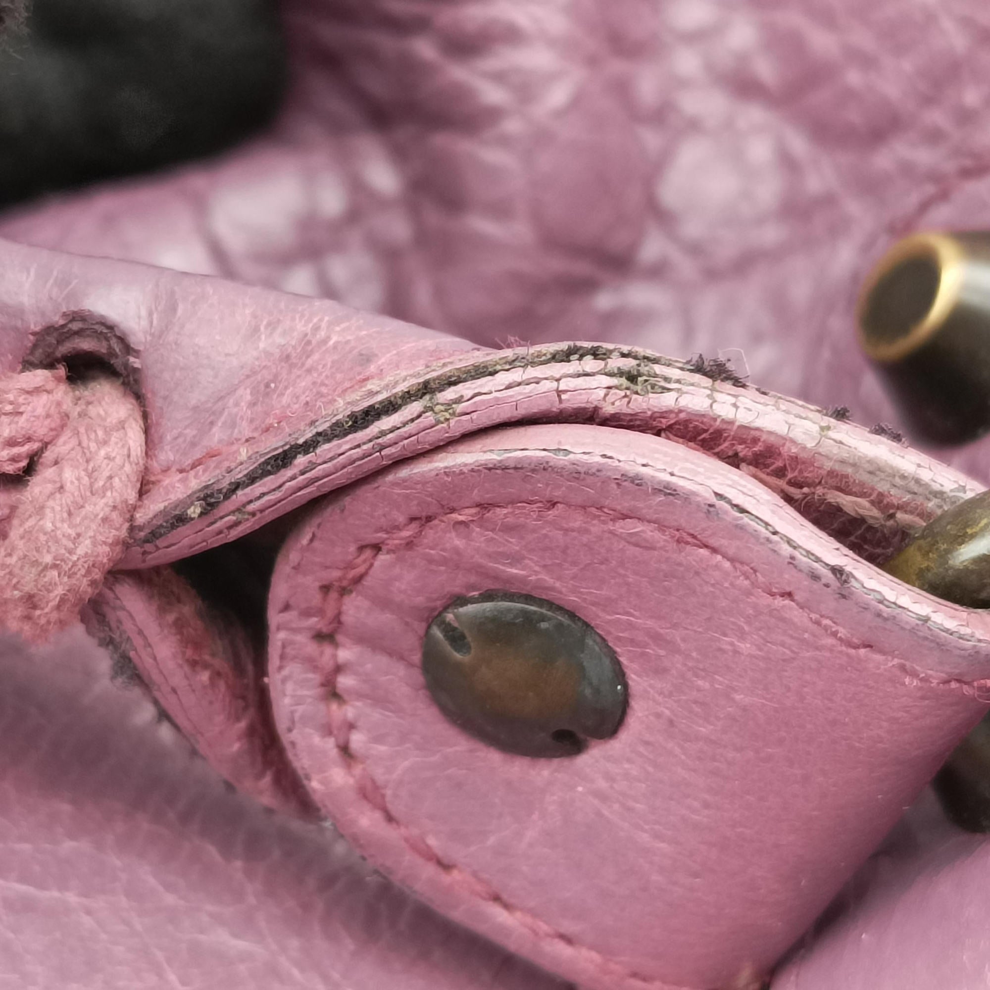 Pre-owned Balenciaga Giant City Purple lambskin  shoulderbag | stylenewstar
