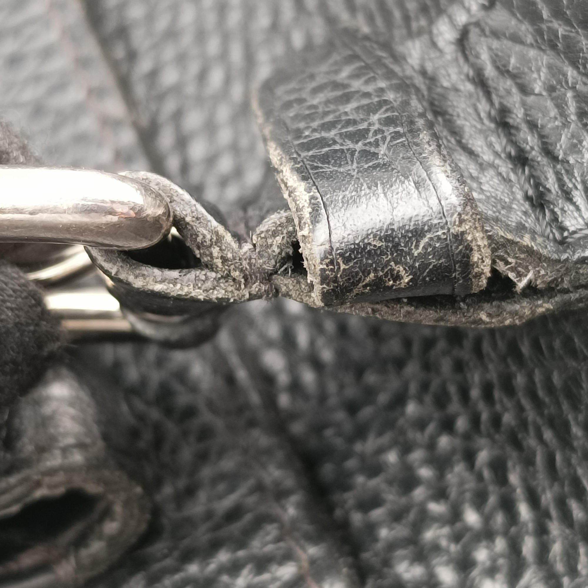 Pre-owned Louis Vuitton Marius ブラック Taurillon Leather M54015 shoulderbag | stylenewstar