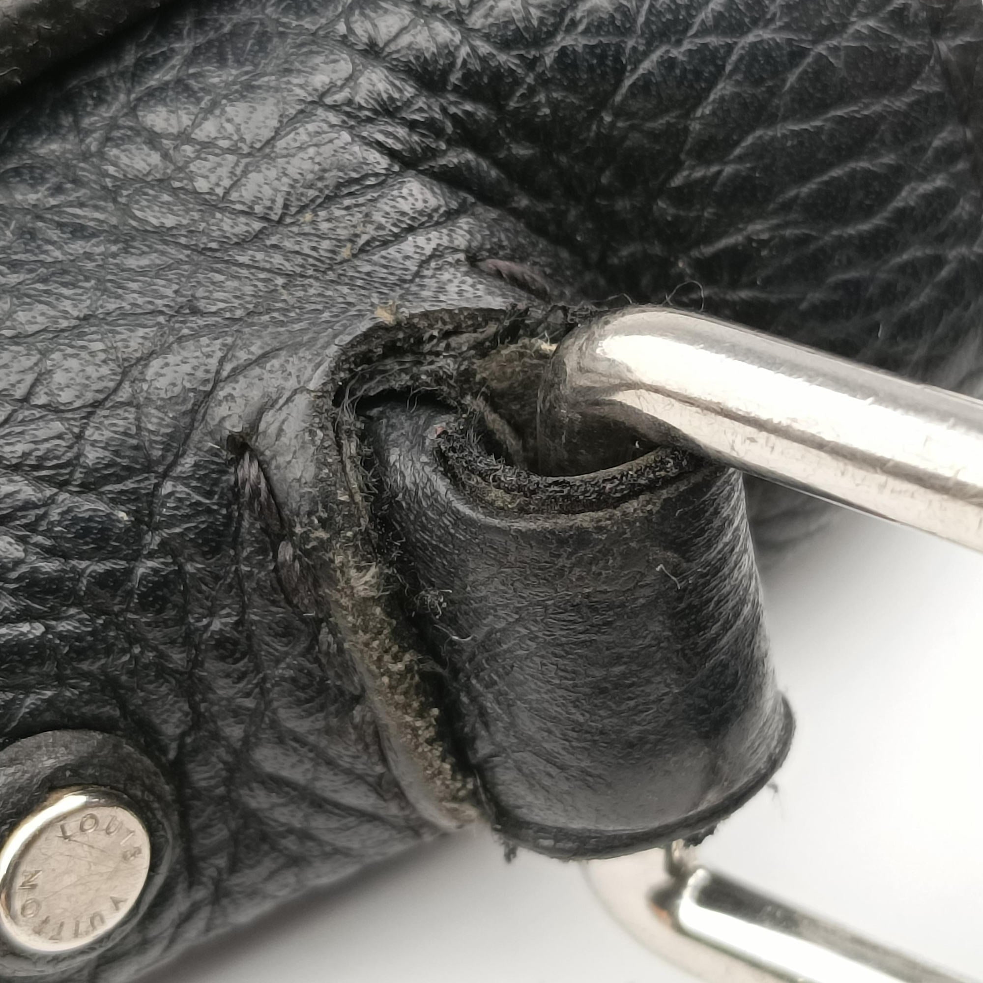 Pre-owned Louis Vuitton Marius ブラック Taurillon Leather M54015 shoulderbag | stylenewstar