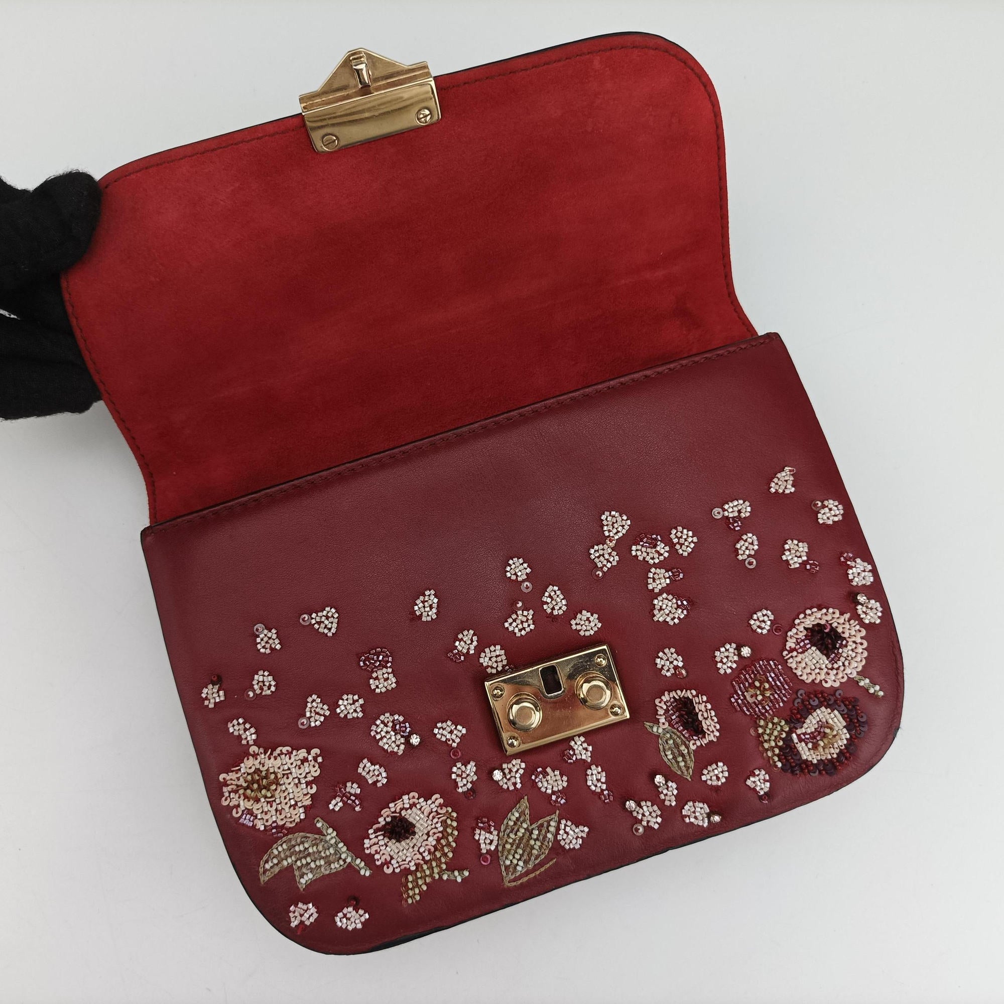 Pre-owned Valentino Rockstud Glam Lock Red Leather  shoulderbag | stylenewstar