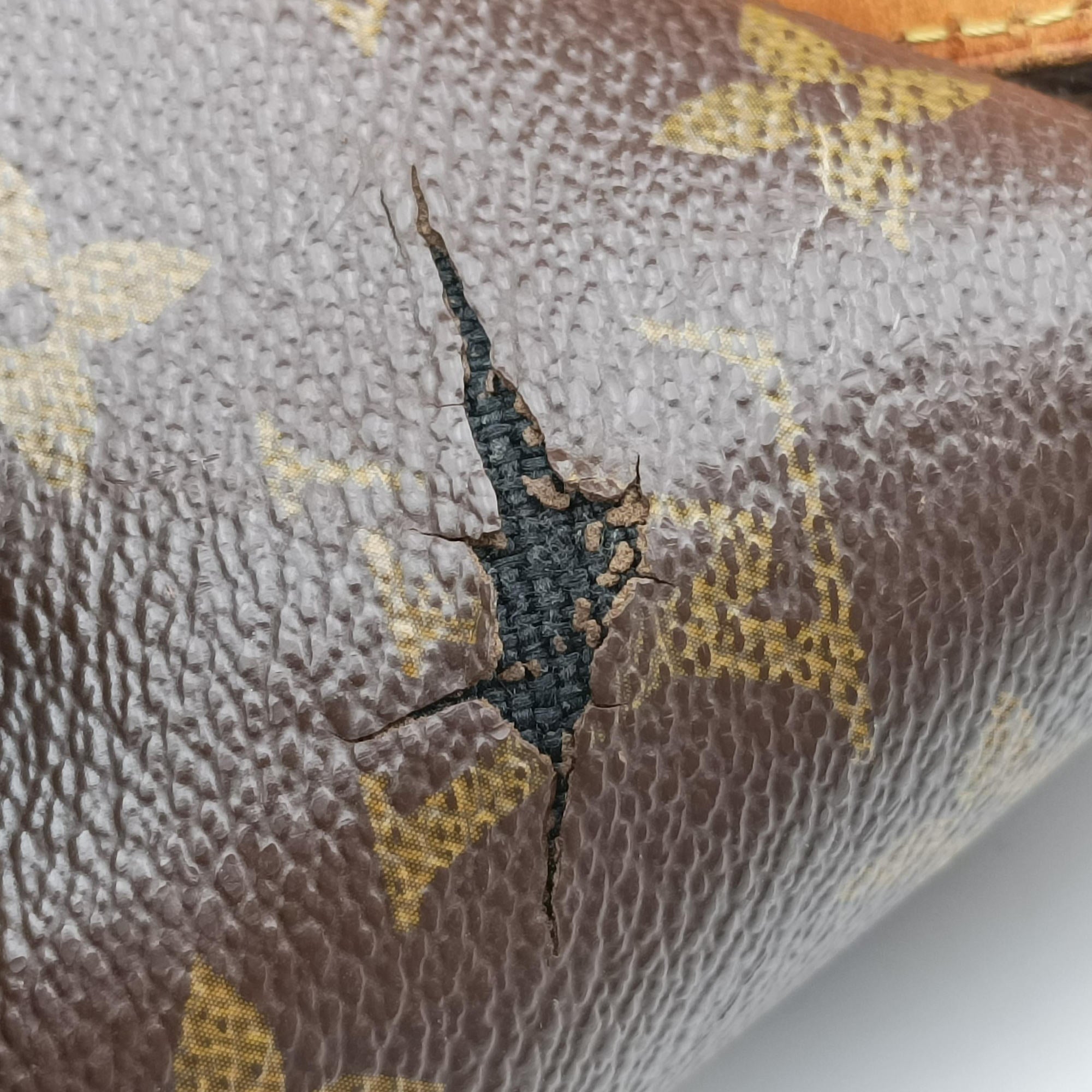 Vintage Louis Vuitton TOTALLY MM brown Monogram Canvas M56689 handbag | stylenewstar