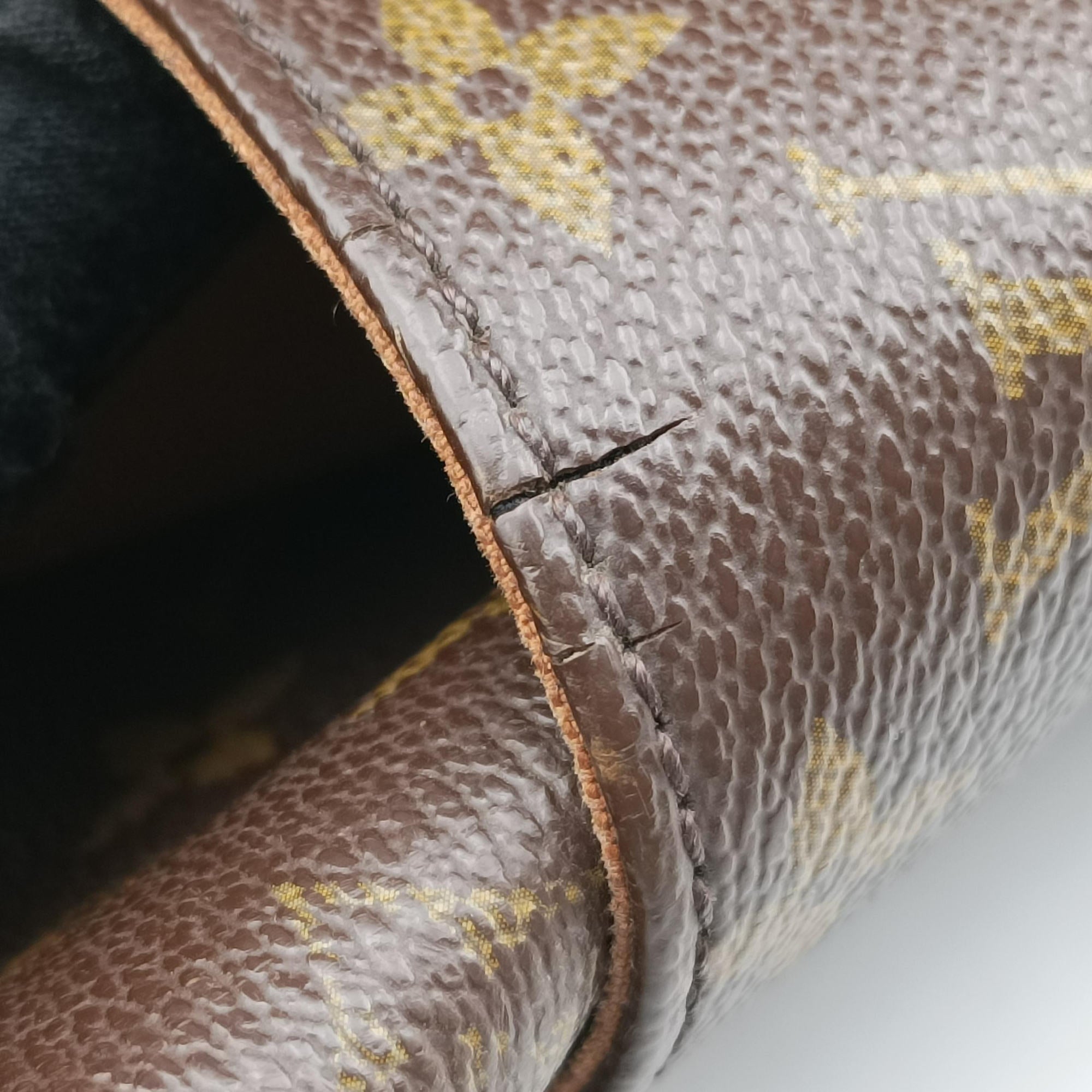 Vintage Louis Vuitton TOTALLY MM brown Monogram Canvas M56689 handbag | stylenewstar