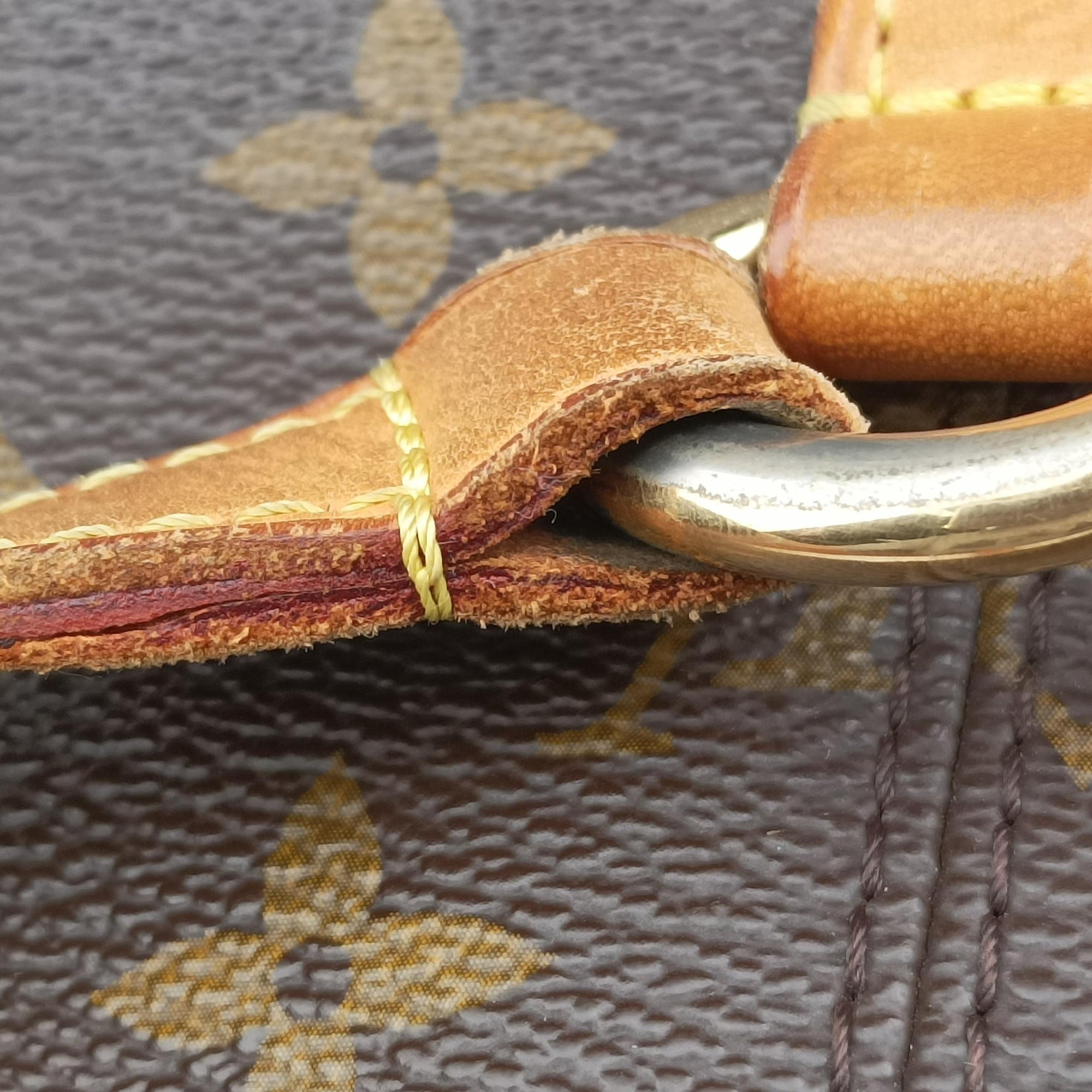 Vintage Louis Vuitton TOTALLY MM brown Monogram Canvas M56689 handbag | stylenewstar