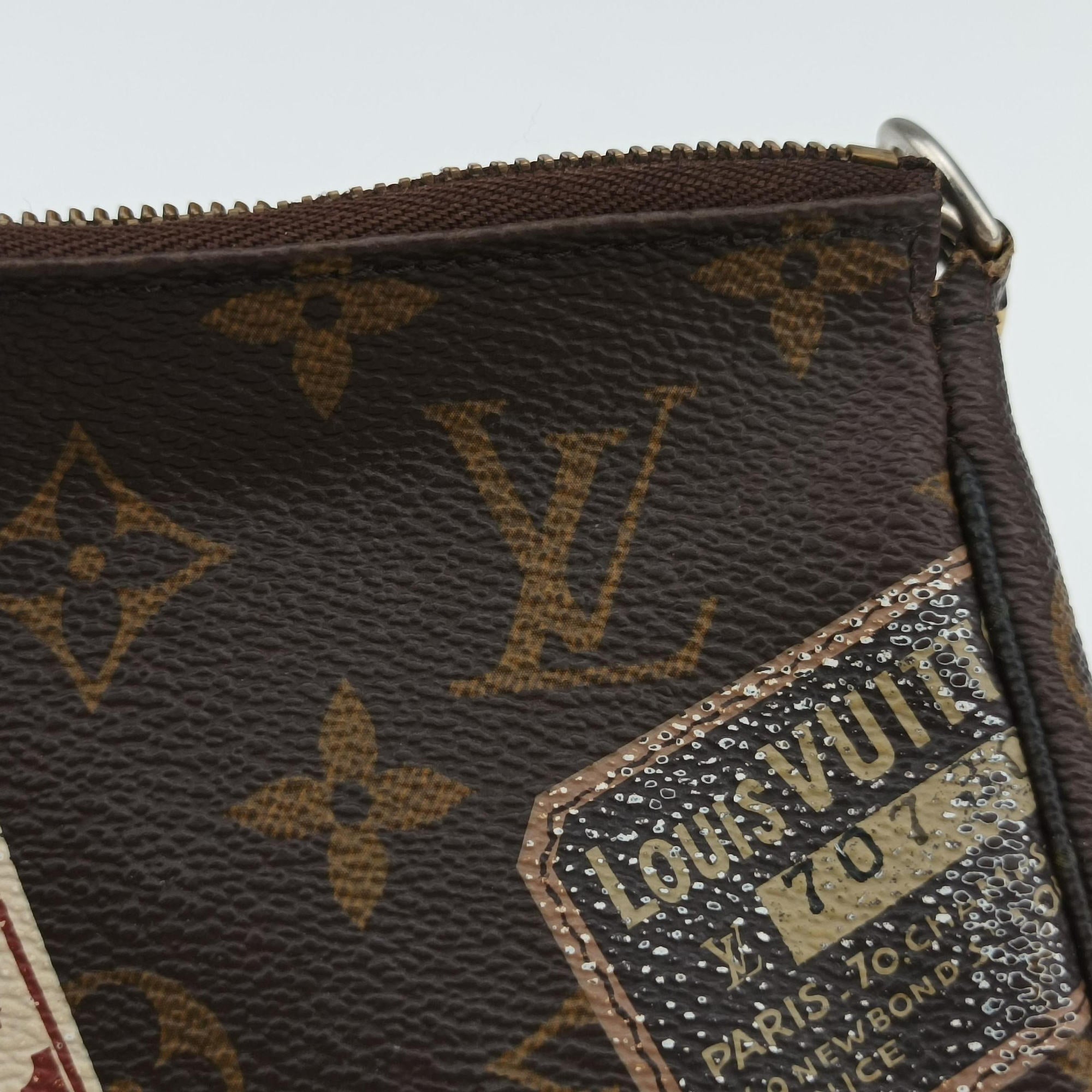 Secondhand Louis Vuitton Mini Pochette Accessoires Brown Monogram Canvas M63798 handbag | stylenewstar