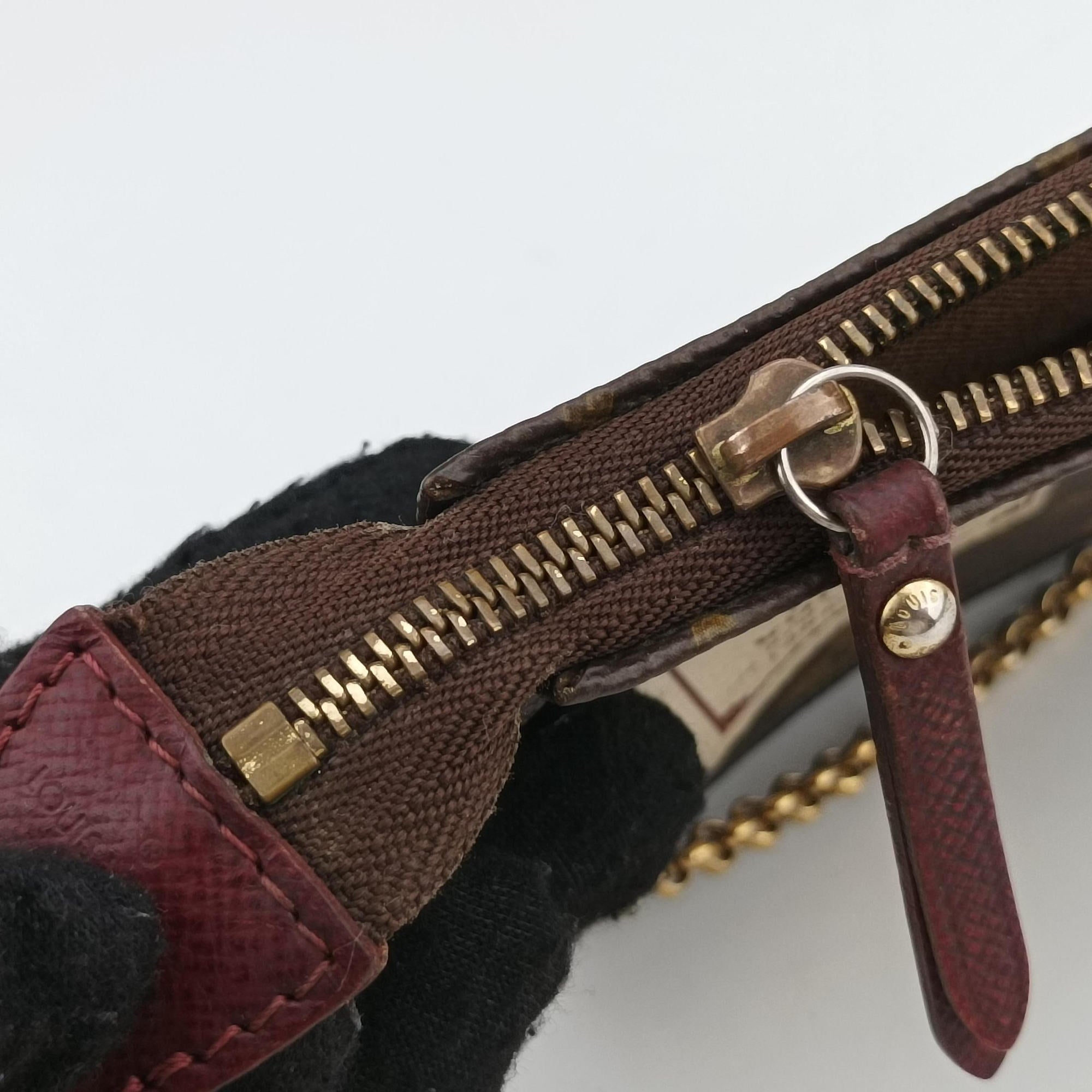 Secondhand Louis Vuitton Mini Pochette Accessoires Brown Monogram Canvas M63798 handbag | stylenewstar