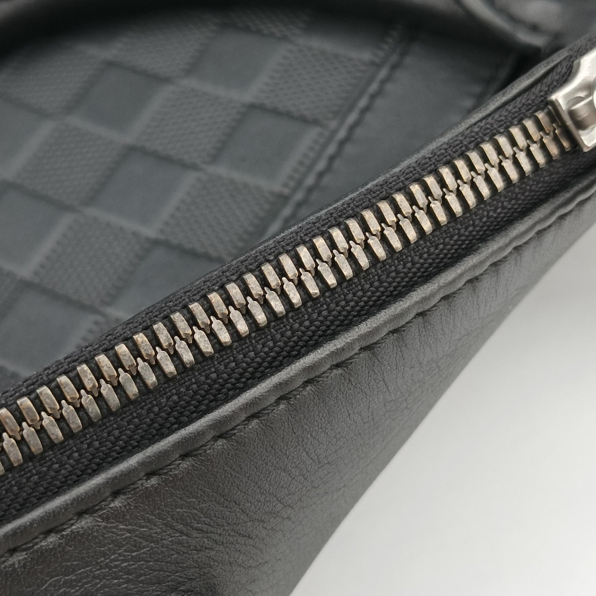 Pre-owned Louis Vuitton Porte-Documents Jour NM Noir Damier Graphite N48260 handbag | stylenewstar