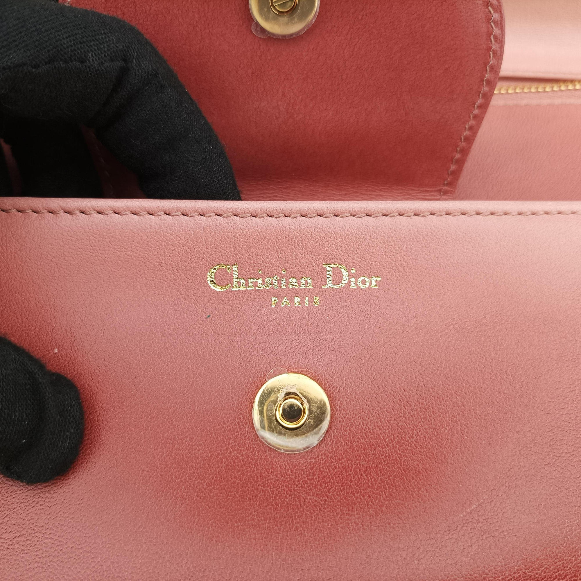 Pre-owned Christian Dior Diordouble Pink Leather  shoulderbag | stylenewstar
