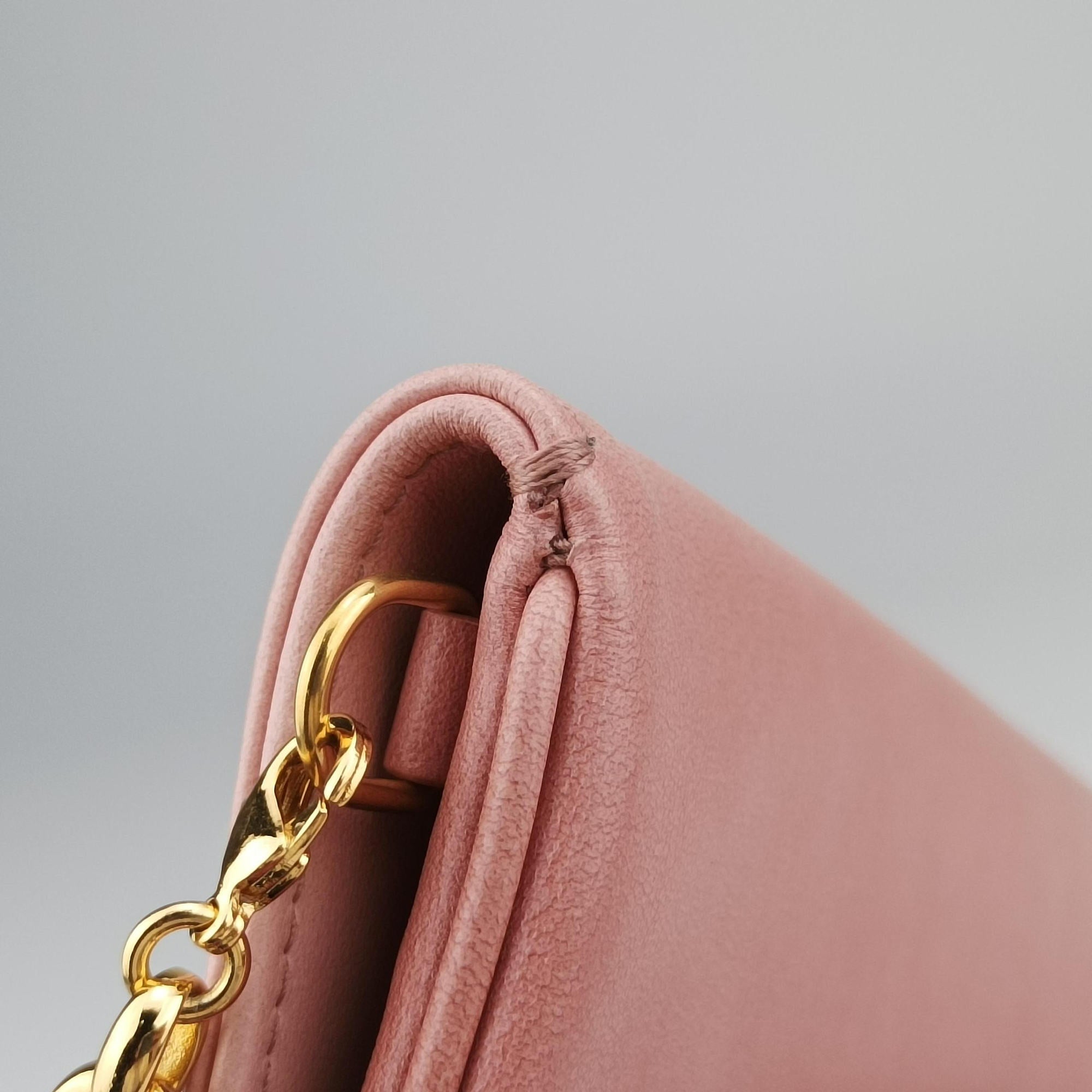 Pre-owned Christian Dior Diordouble Pink Leather  shoulderbag | stylenewstar