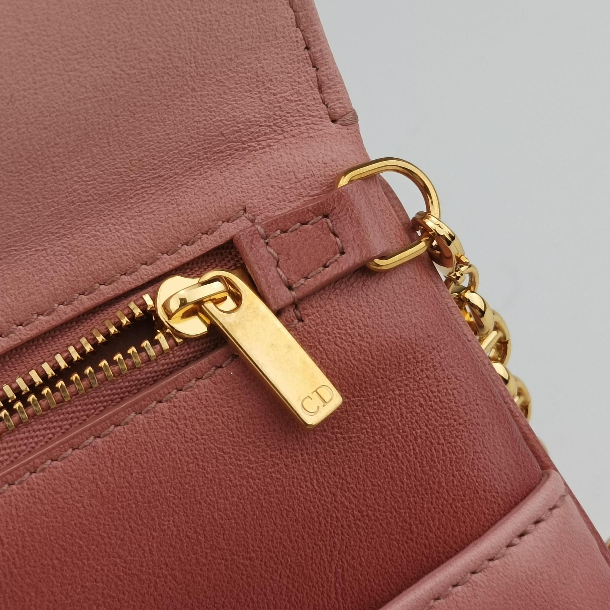 Pre-owned Christian Dior Diordouble Pink Leather  shoulderbag | stylenewstar