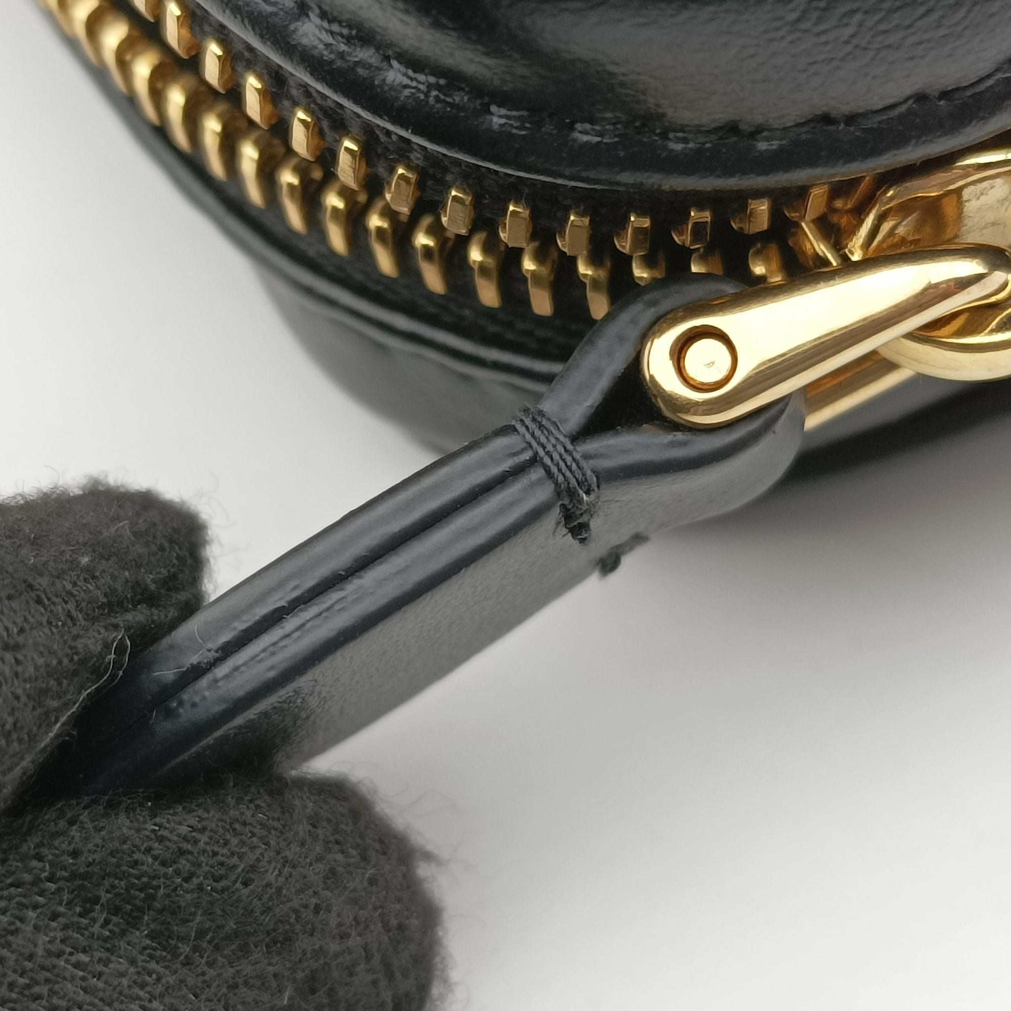 Pre-owned Miu Miu logo Black leather  bum bag/waist bag | stylenewstar