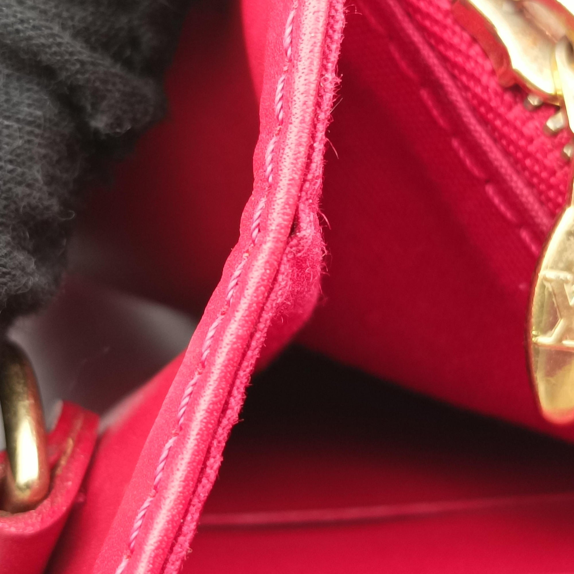 Pre-owned Louis Vuitton Belle Air Pomme d'Amour Vernis M93614 shoulderbag | stylenewstar