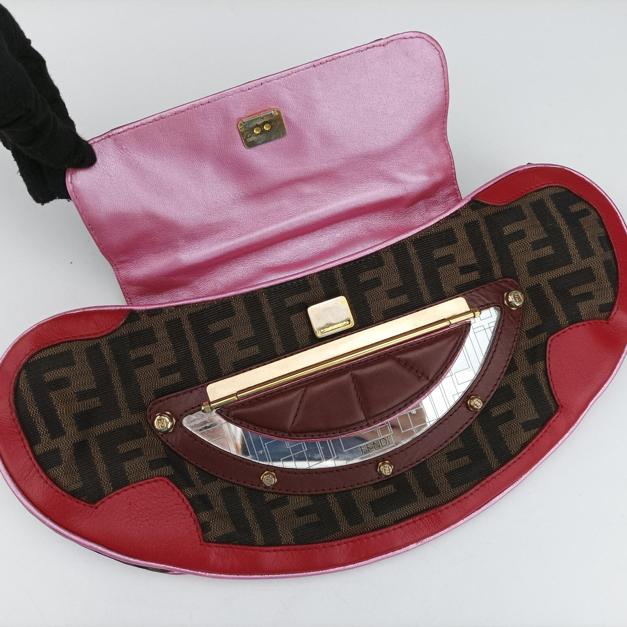 Vintage Fendi Zucca Vanity Mirror Brown × Red Jacquard × Leather 8BN133 shoulderbag | stylenewstar