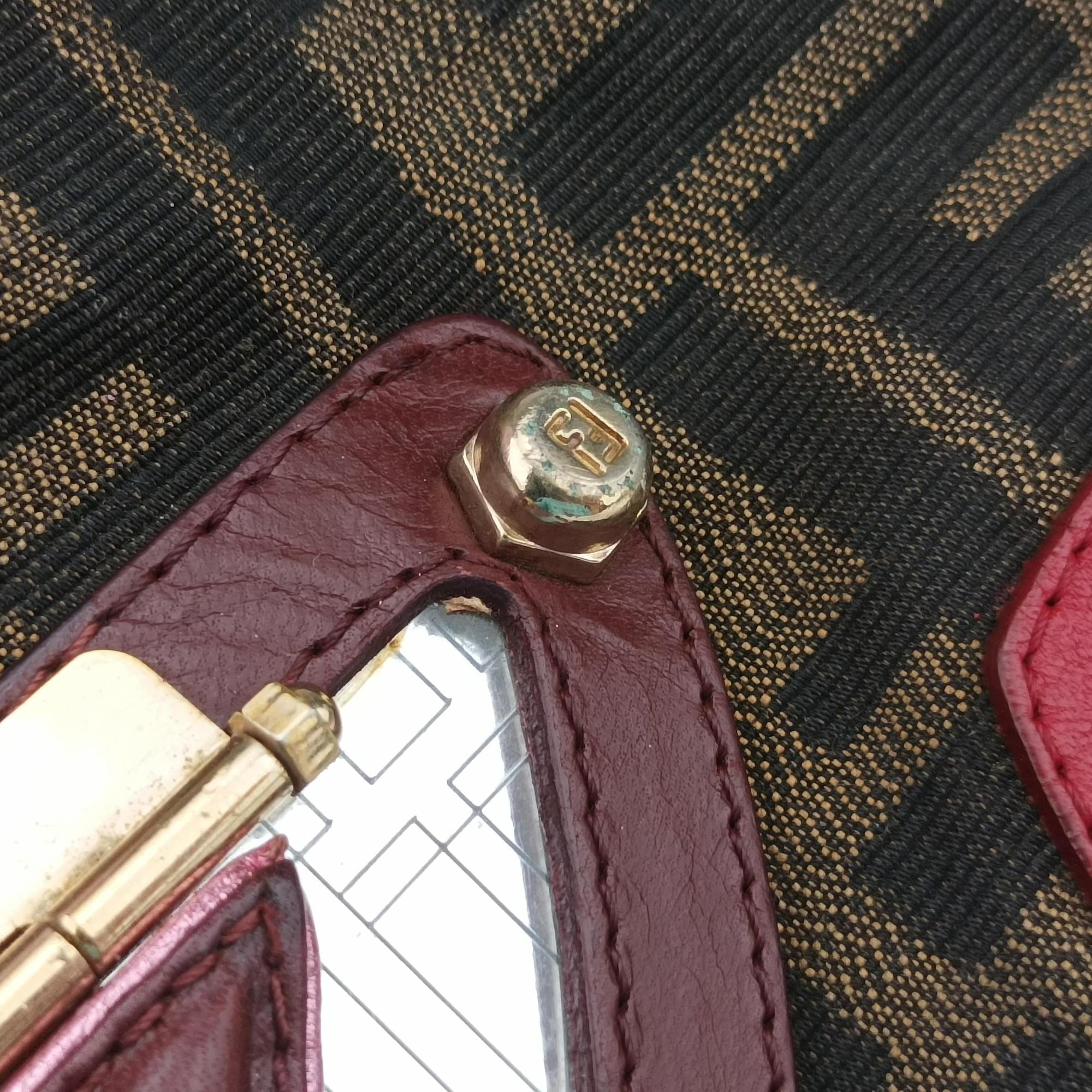 Vintage Fendi Zucca Vanity Mirror Brown × Red Jacquard × Leather 8BN133 shoulderbag | stylenewstar
