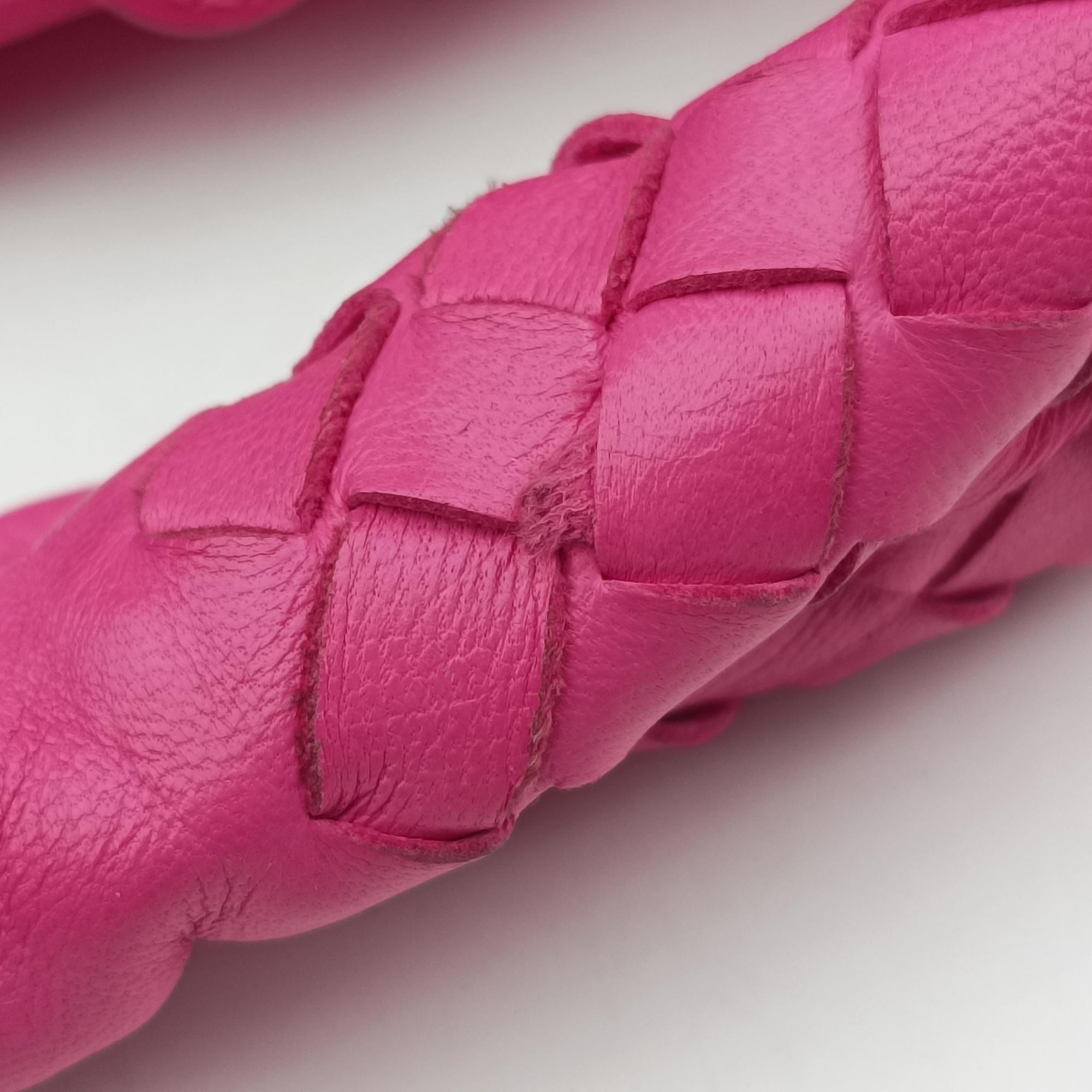 Secondhand Bottega Veneta Intrecciato Rose lambskin  handbag | stylenewstar