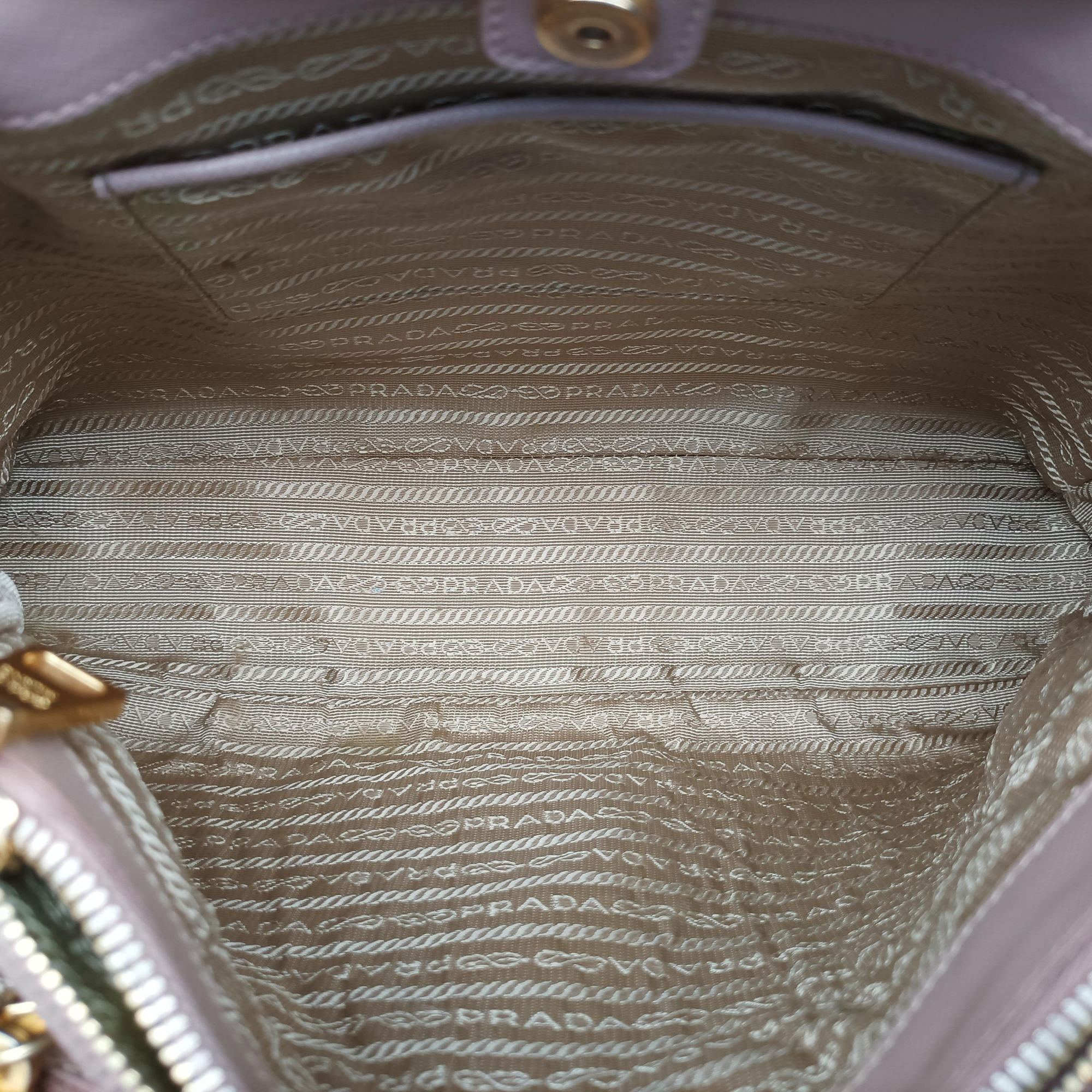 Pre-owned Prada Galleria Pink SAFFIANO Leather BN1786 shoulderbag | stylenewstar