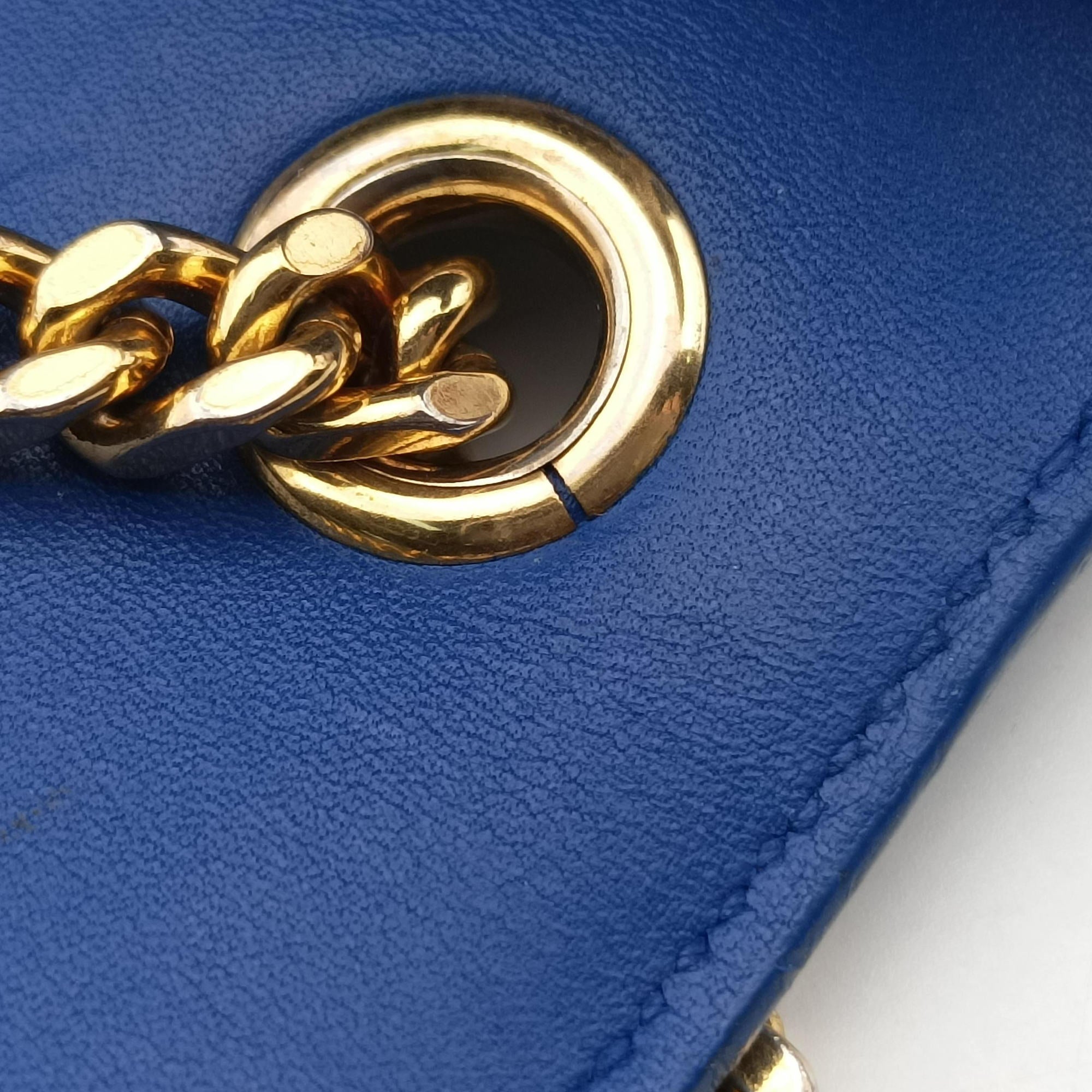 Pre-owned Yves Saint Laurent KATE Blue Leather 354119 shoulderbag | stylenewstar