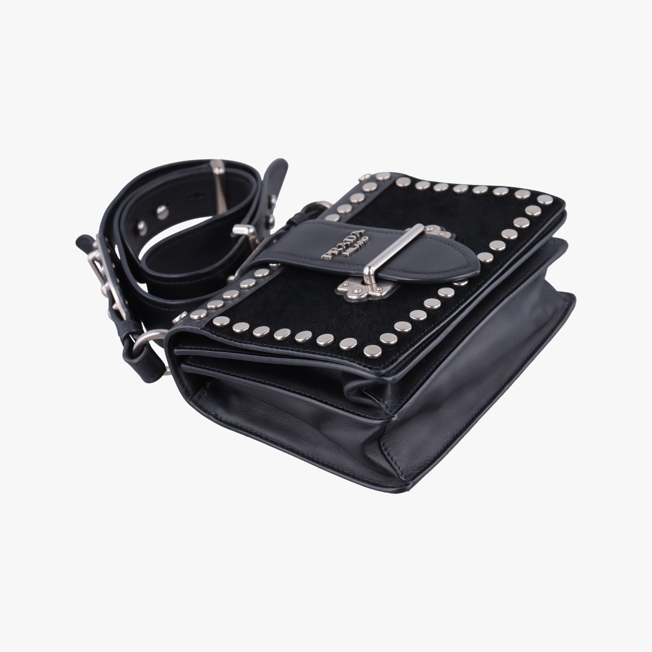 Secondhand Prada Cahier Black Leather×Pony-style calfskin 1BD045 shoulderbag | stylenewstar