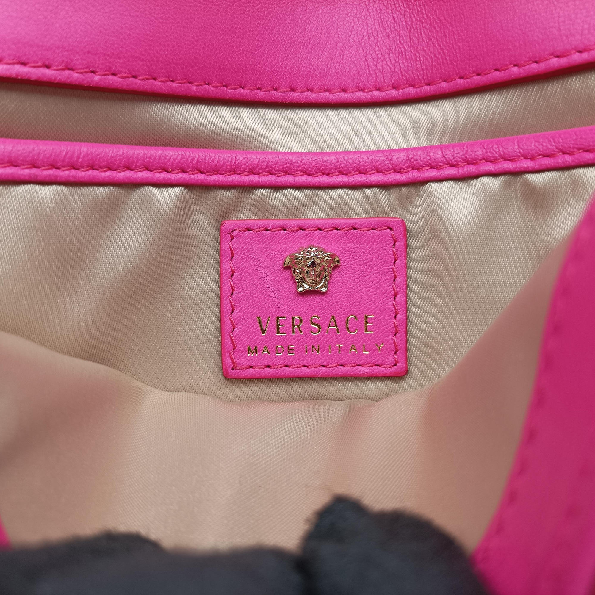 Secondhand VERSACE La Medusa Rose Leather  shoulderbag | stylenewstar