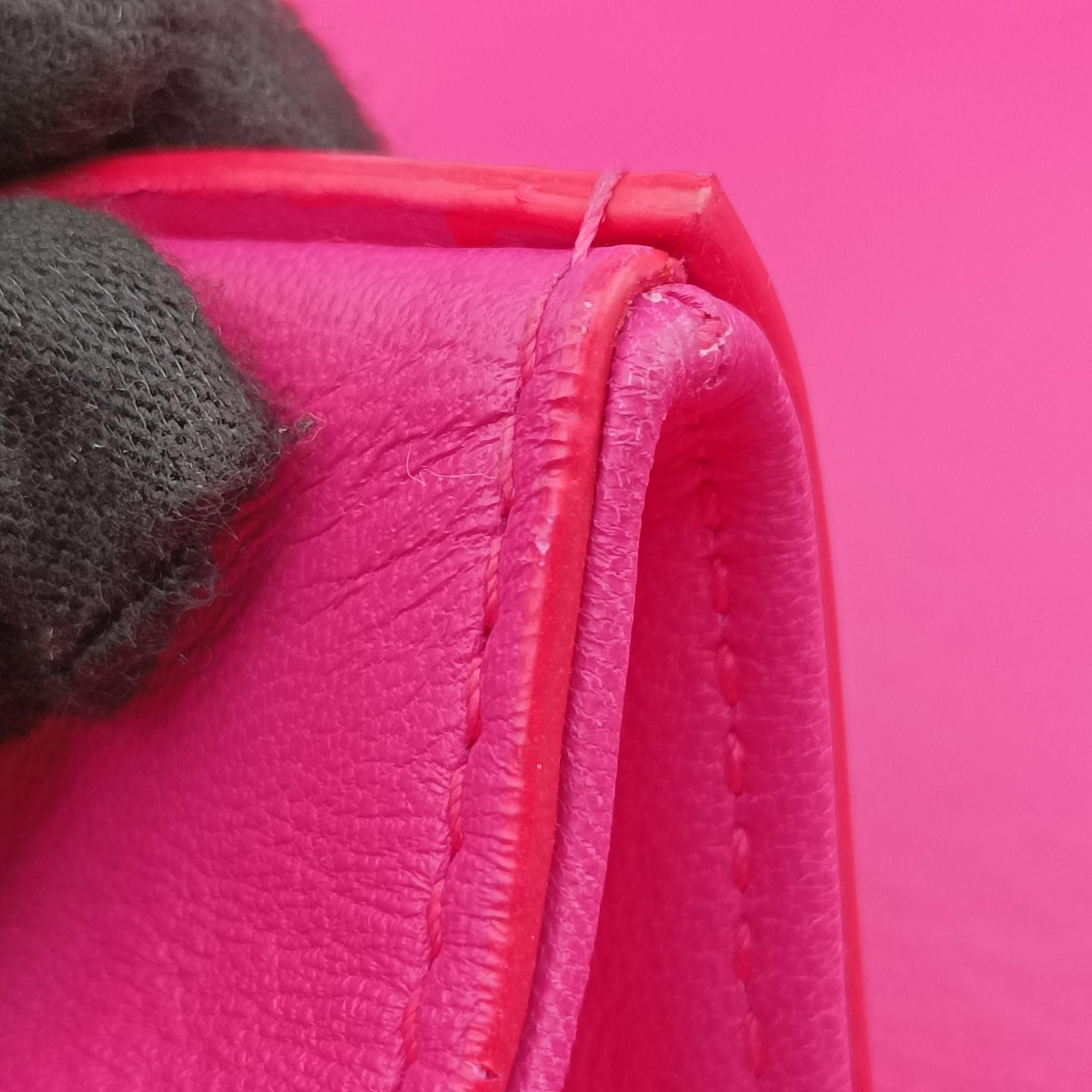 Secondhand VERSACE La Medusa Rose Leather  shoulderbag | stylenewstar