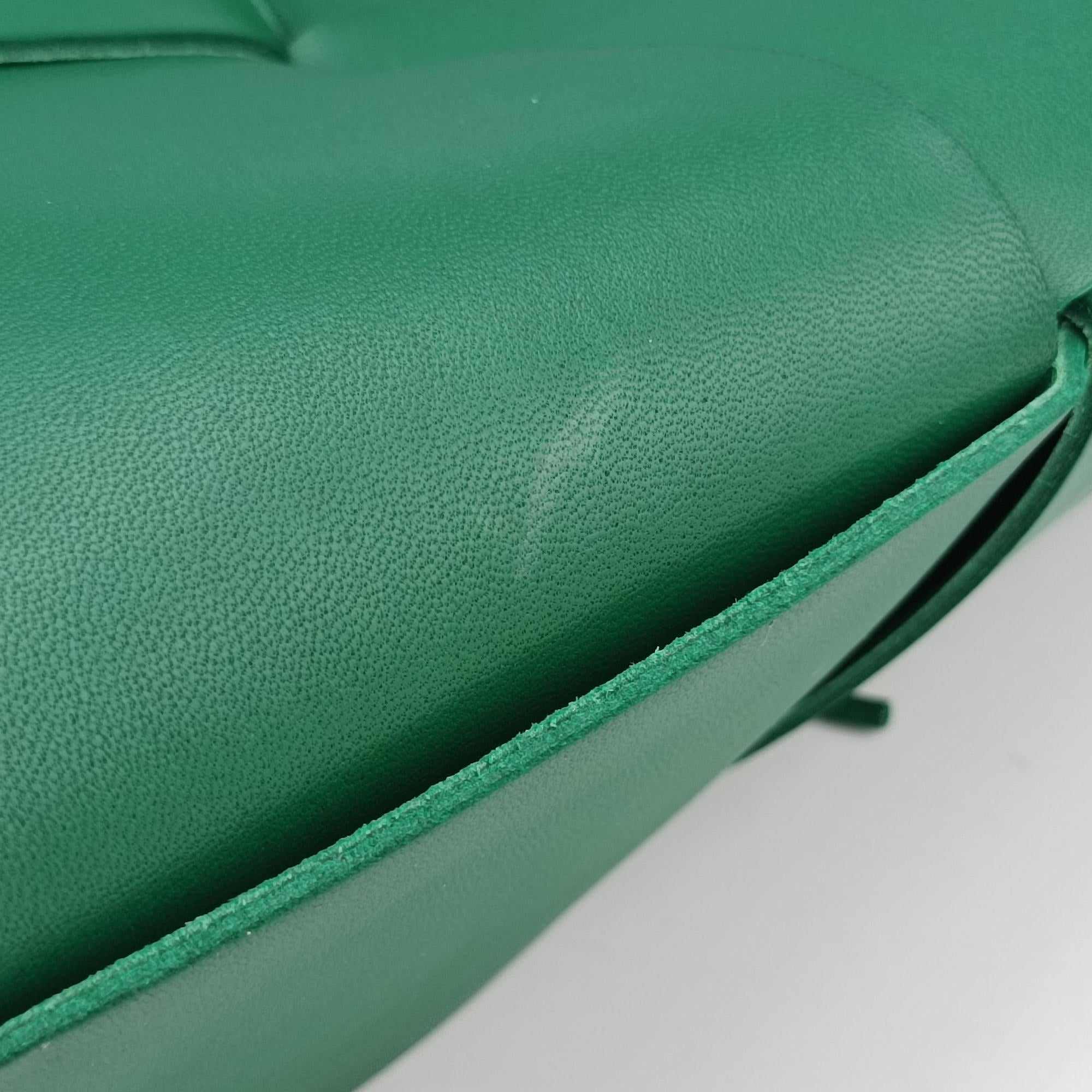 Secondhand Bottega Veneta THE ARCO Tote Medium Green lambskin  handbag | stylenewstar