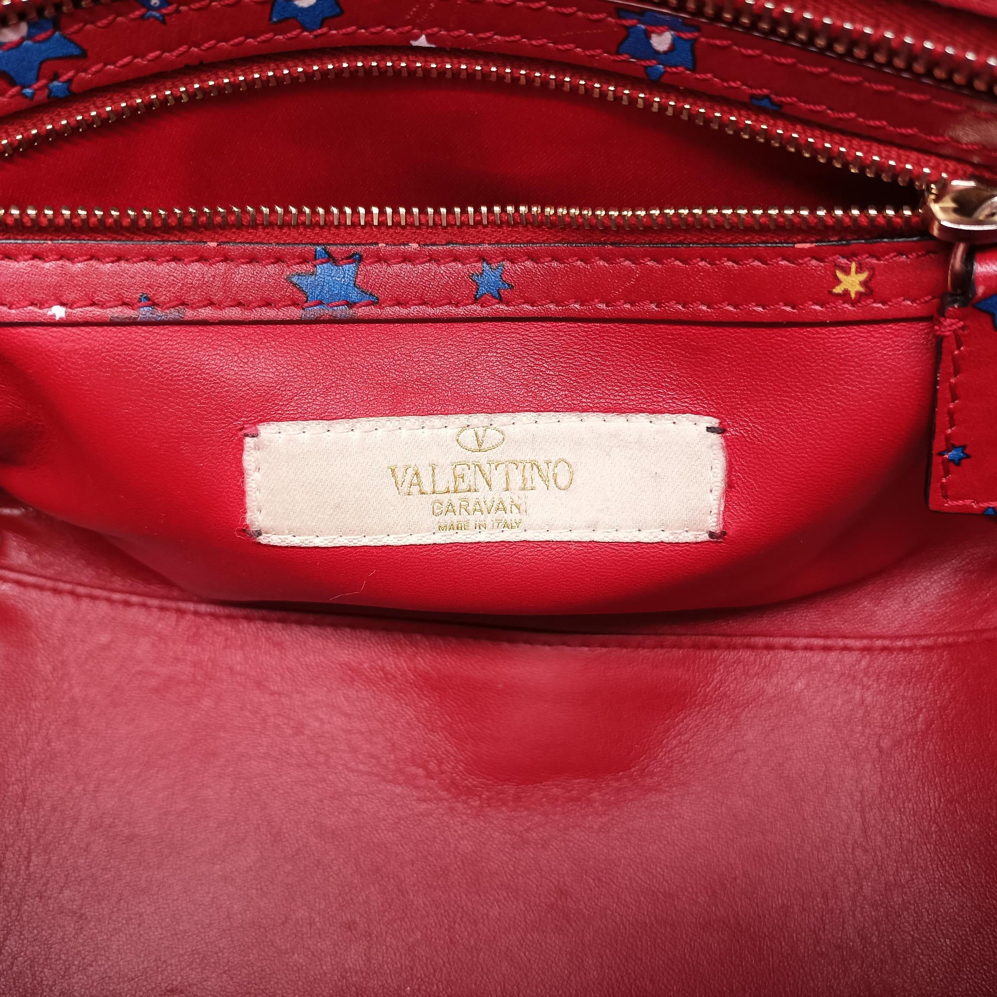 Pre-owned Valentino Rockstud Red Multi Calfskin  shoulderbag | stylenewstar