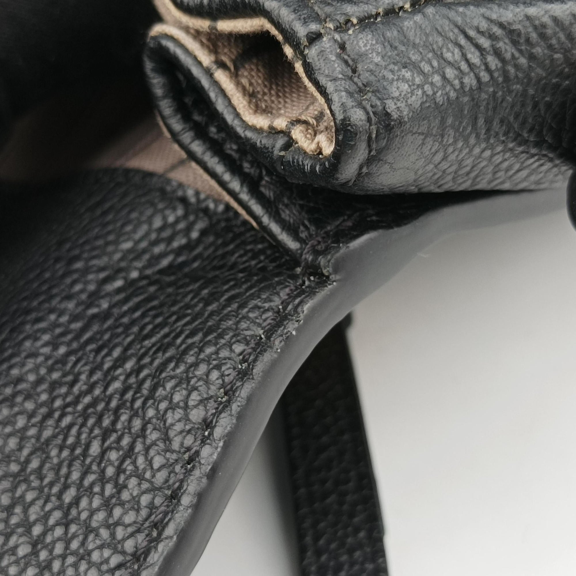 Pre-owned Louis Vuitton Pochette Metis MM Black Monogram Empreinte M41487 shoulderbag | stylenewstar