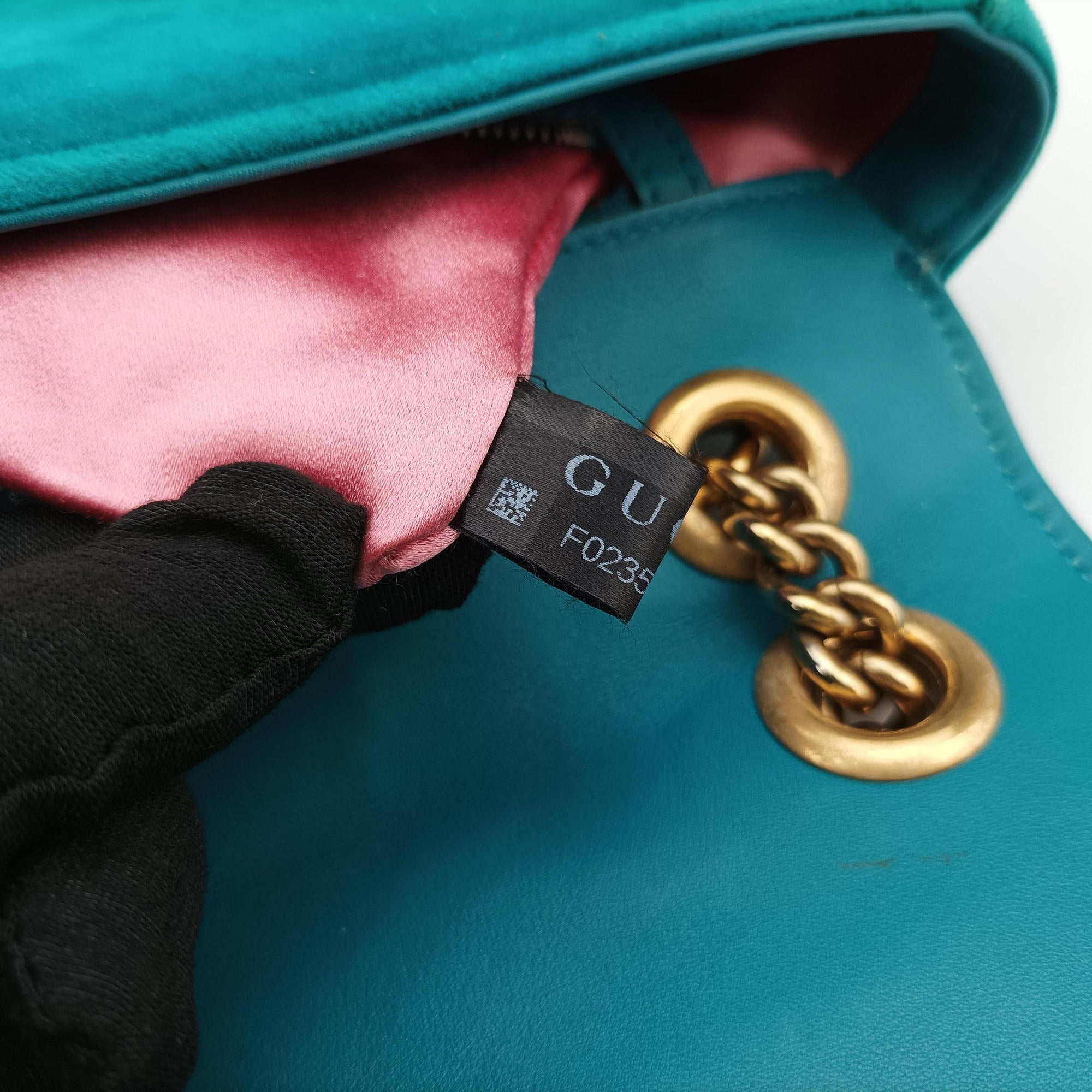 Secondhand Gucci GG Marmont Blue velour 443497 shoulderbag | stylenewstar
