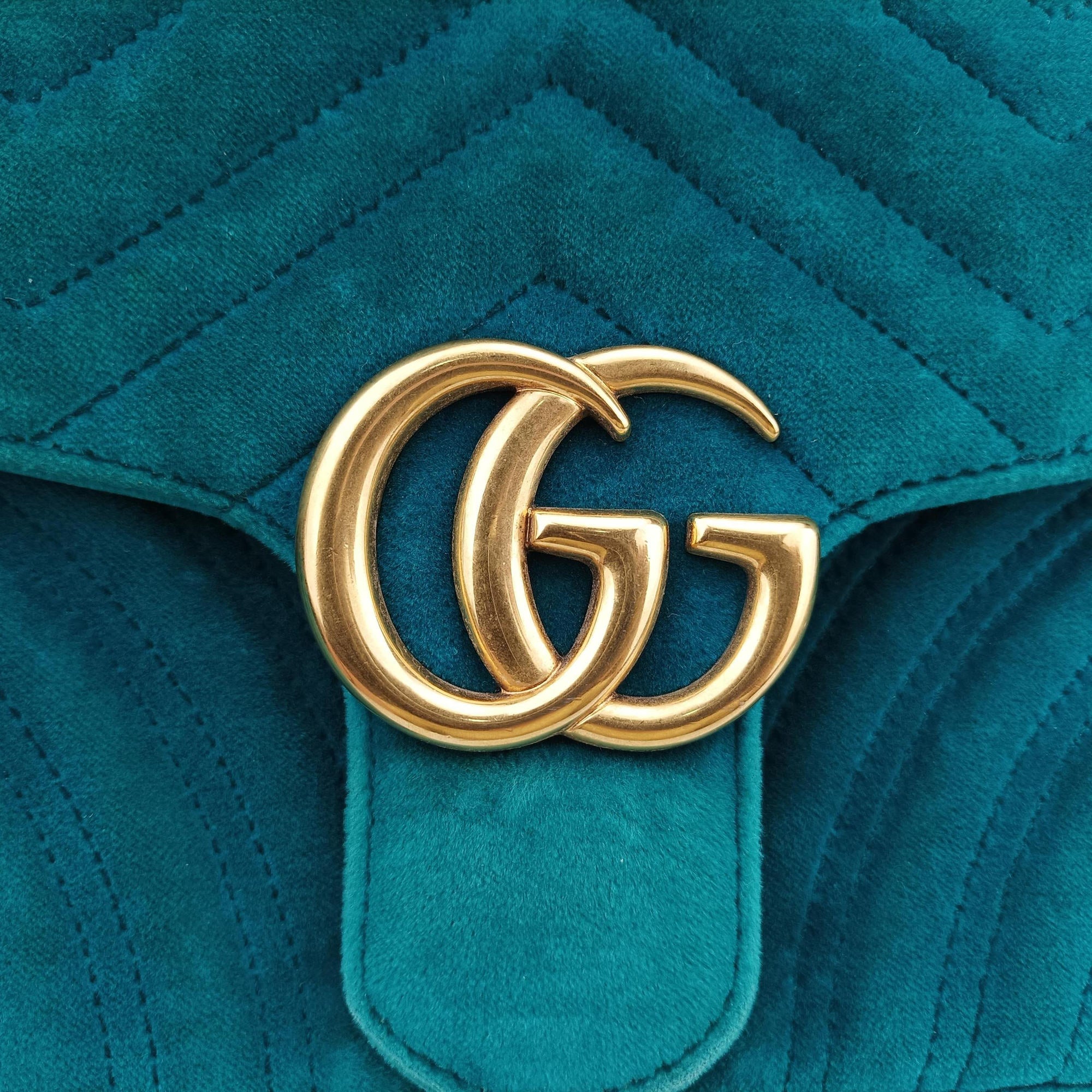 Secondhand Gucci GG Marmont Blue velour 443497 shoulderbag | stylenewstar