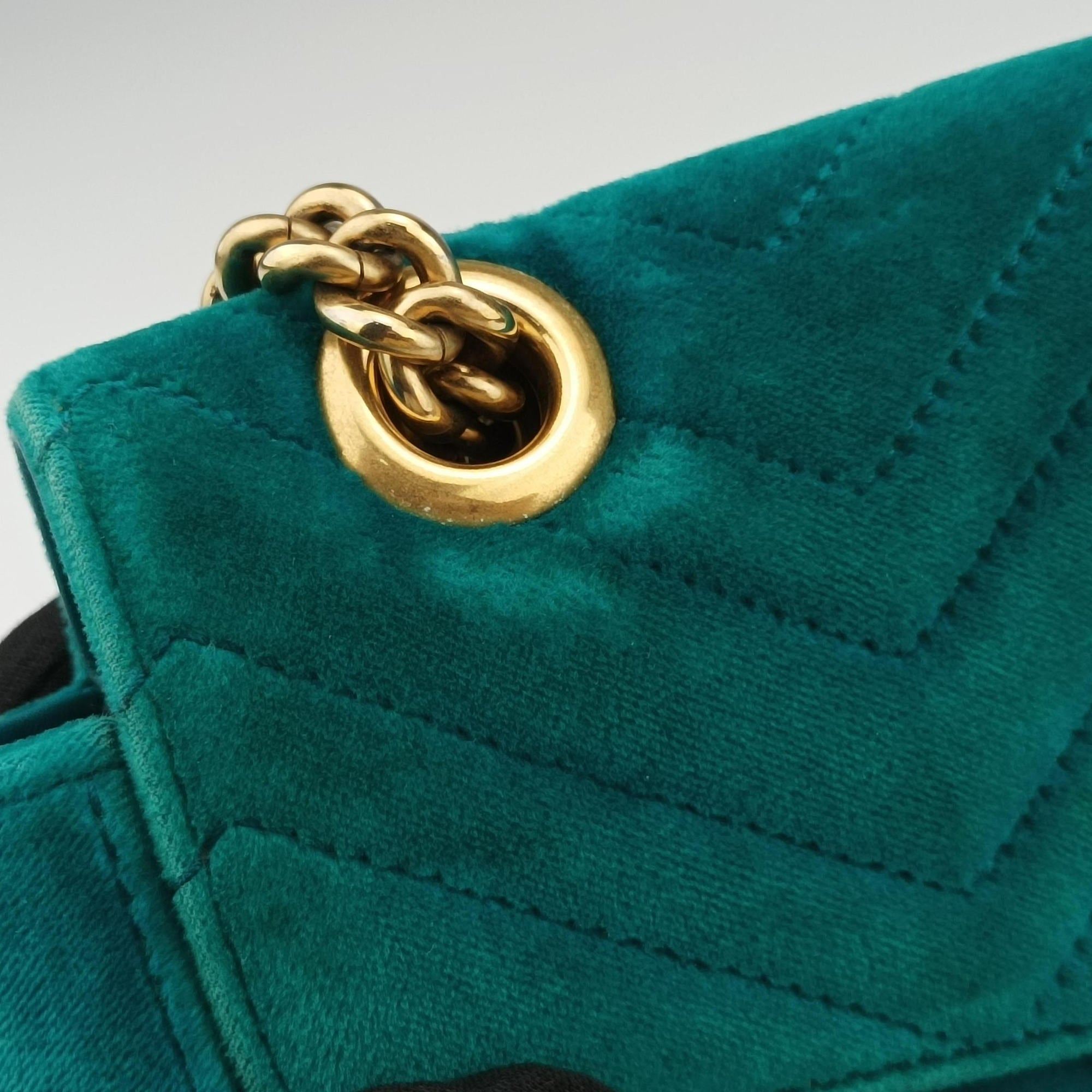 Secondhand Gucci GG Marmont Blue velour 443497 shoulderbag | stylenewstar
