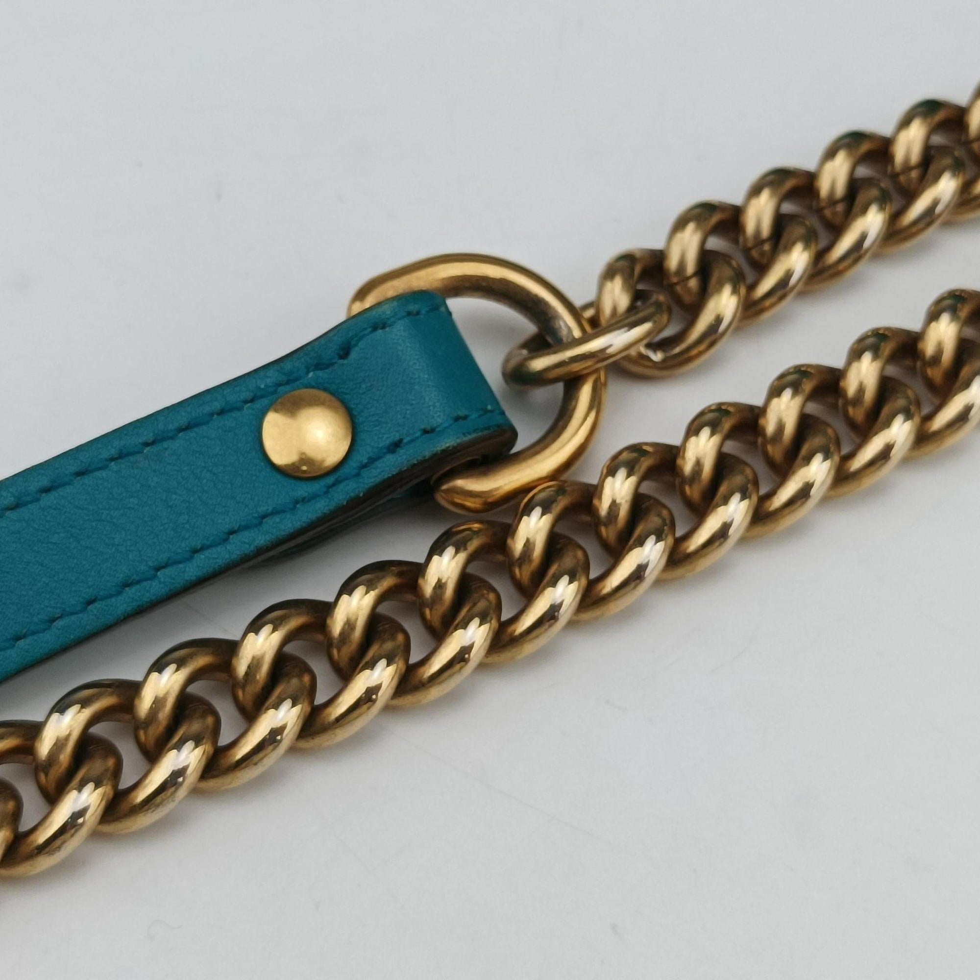 Secondhand Gucci GG Marmont Blue velour 443497 shoulderbag | stylenewstar