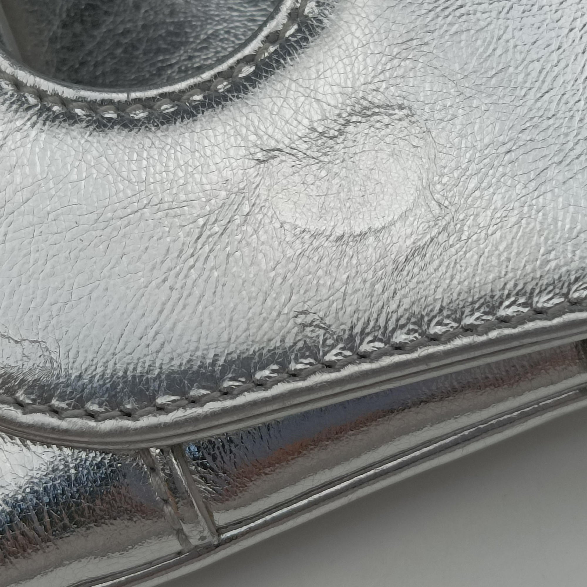 Secondhand Christian Dior Dior double Medium Silver Leather  shoulderbag | stylenewstar