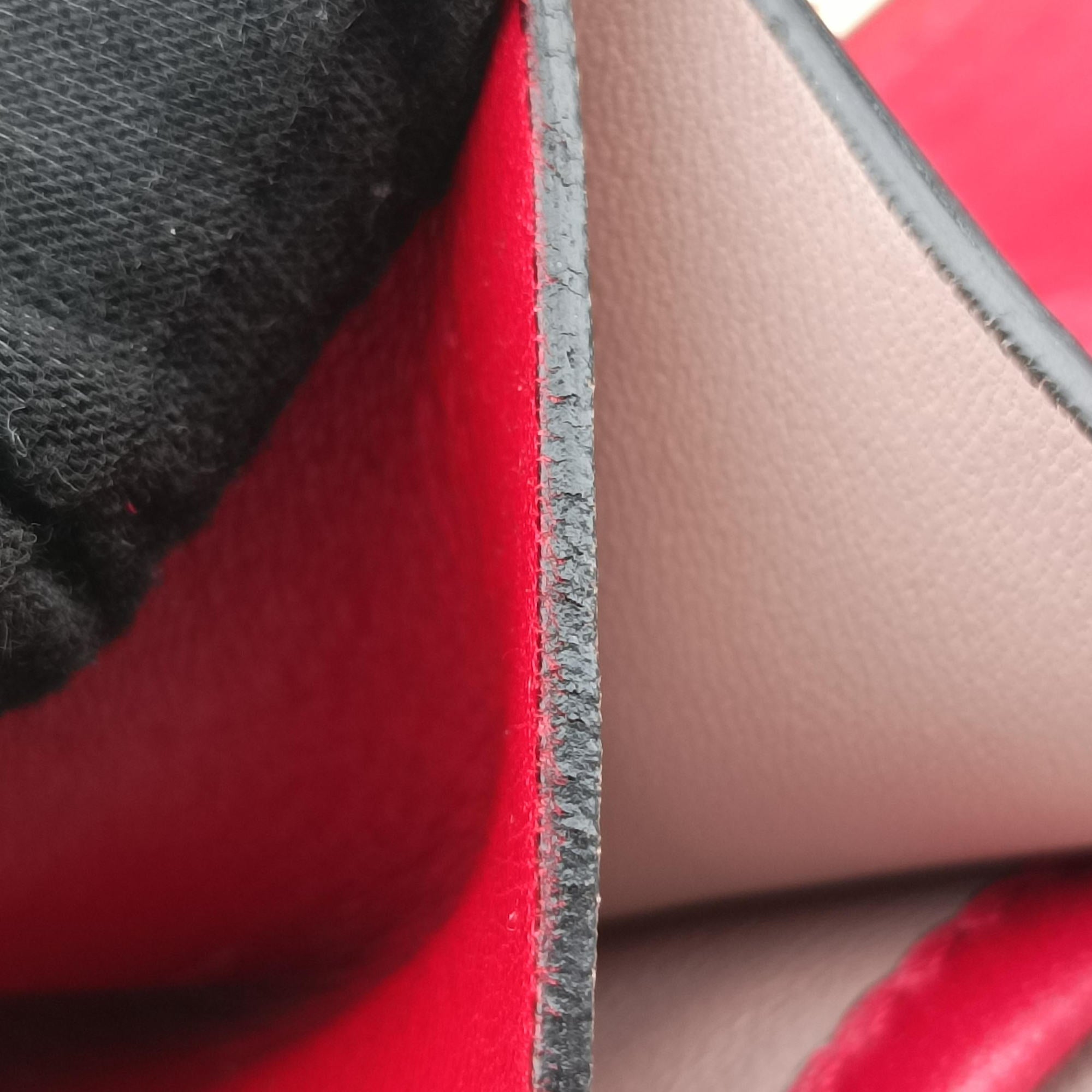 Pre-owned Valentino ROCKSTUD Red Leather  shoulderbag | stylenewstar