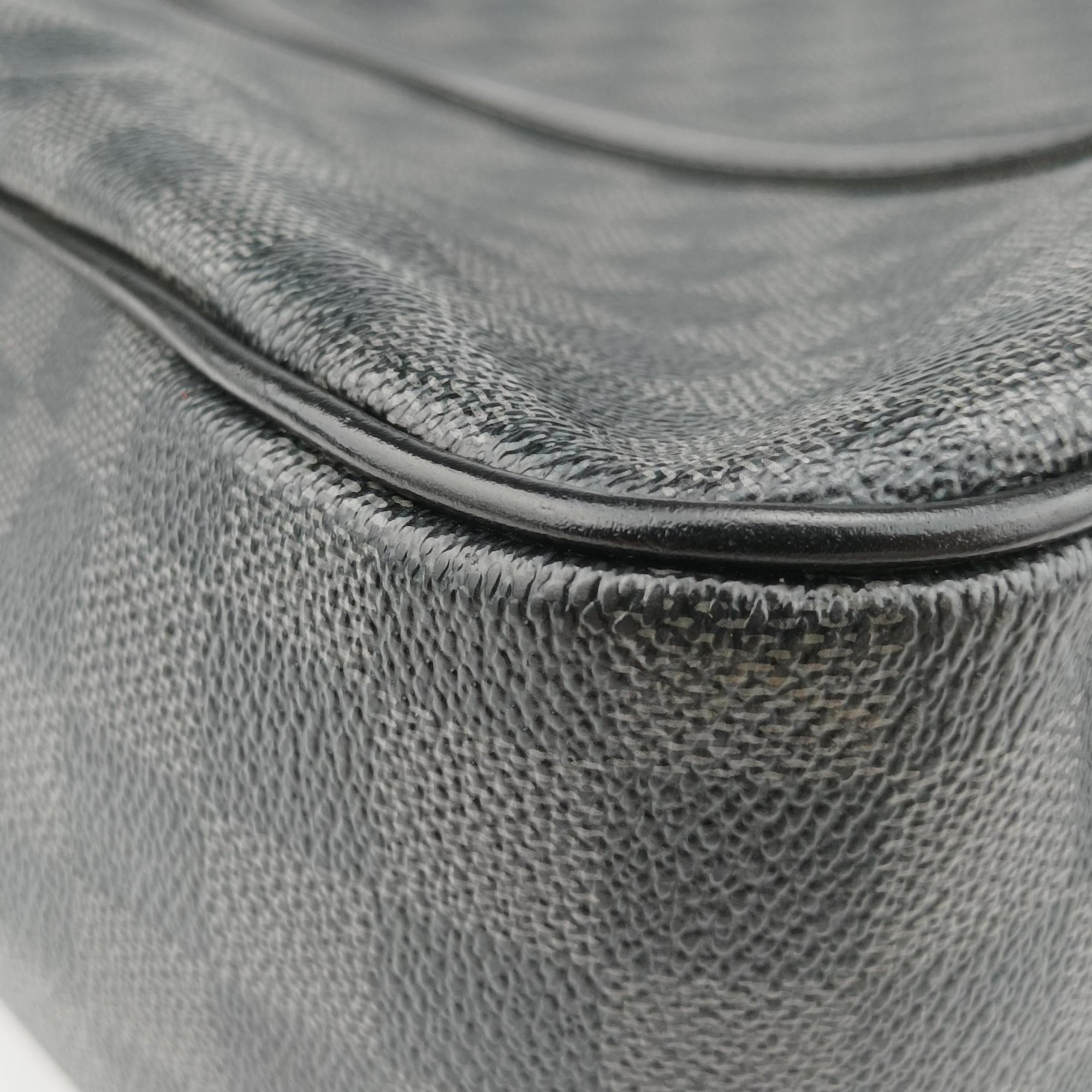 Pre-owned Louis Vuitton TADAO Noir Damier Graphite N51192 shoulderbag | stylenewstar