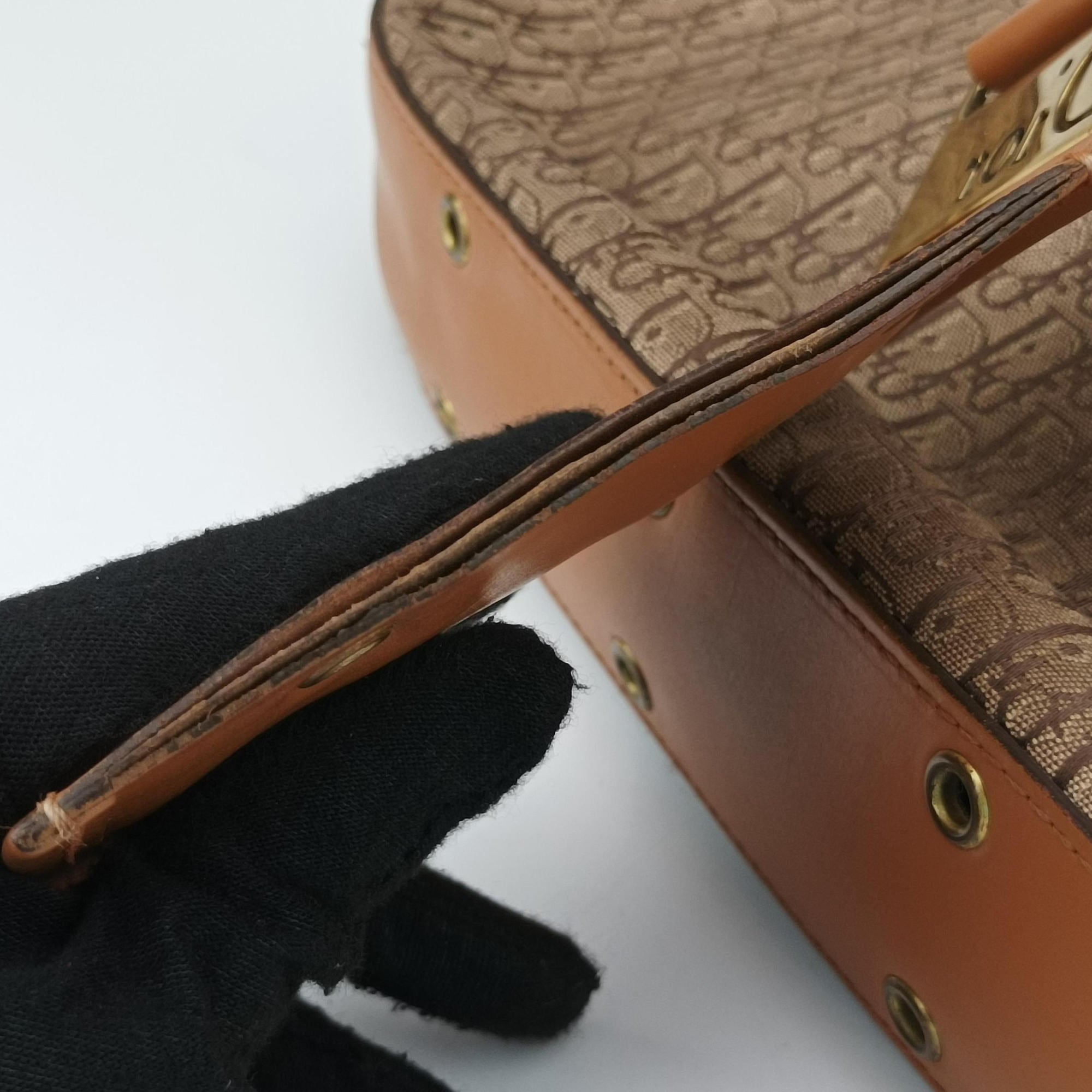 Pre-owned Christian Dior Street Chic Columbus Beige×brown canvasxleather  shoulderbag | stylenewstar