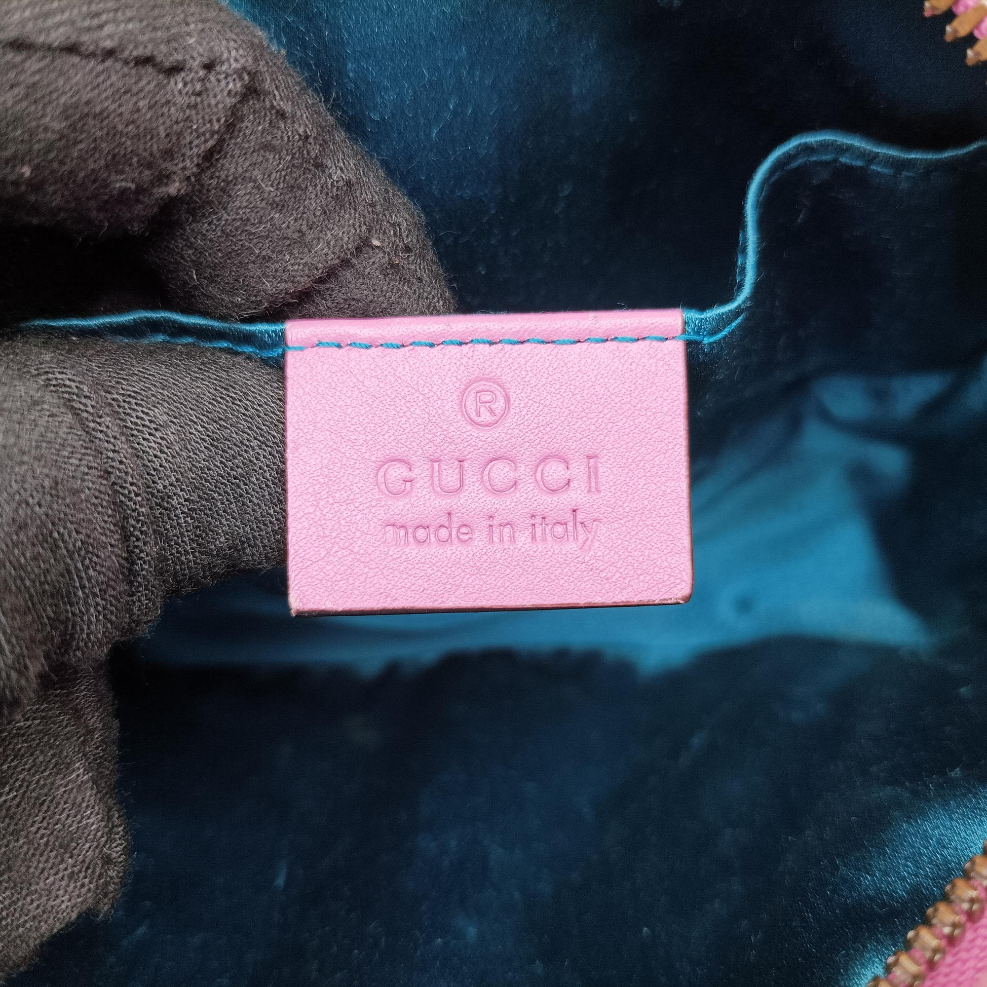 Pre-owned Gucci GG Marmont Pink velour 476434 bum bag/waist bag | stylenewstar