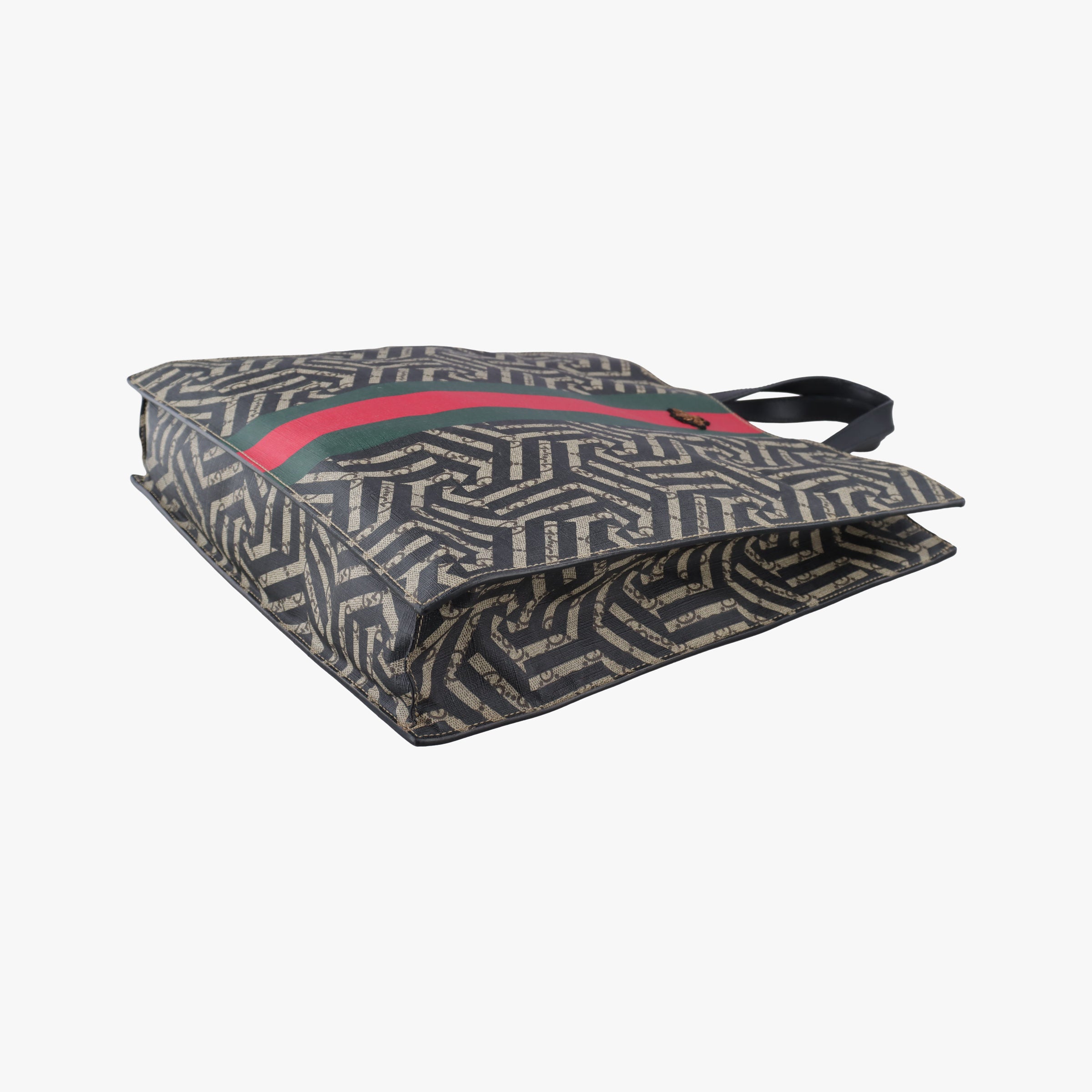 Pre-owned Gucci GG Supreme Bee Multicolour PVC coated canvas 450950 shoulderbag | stylenewstar