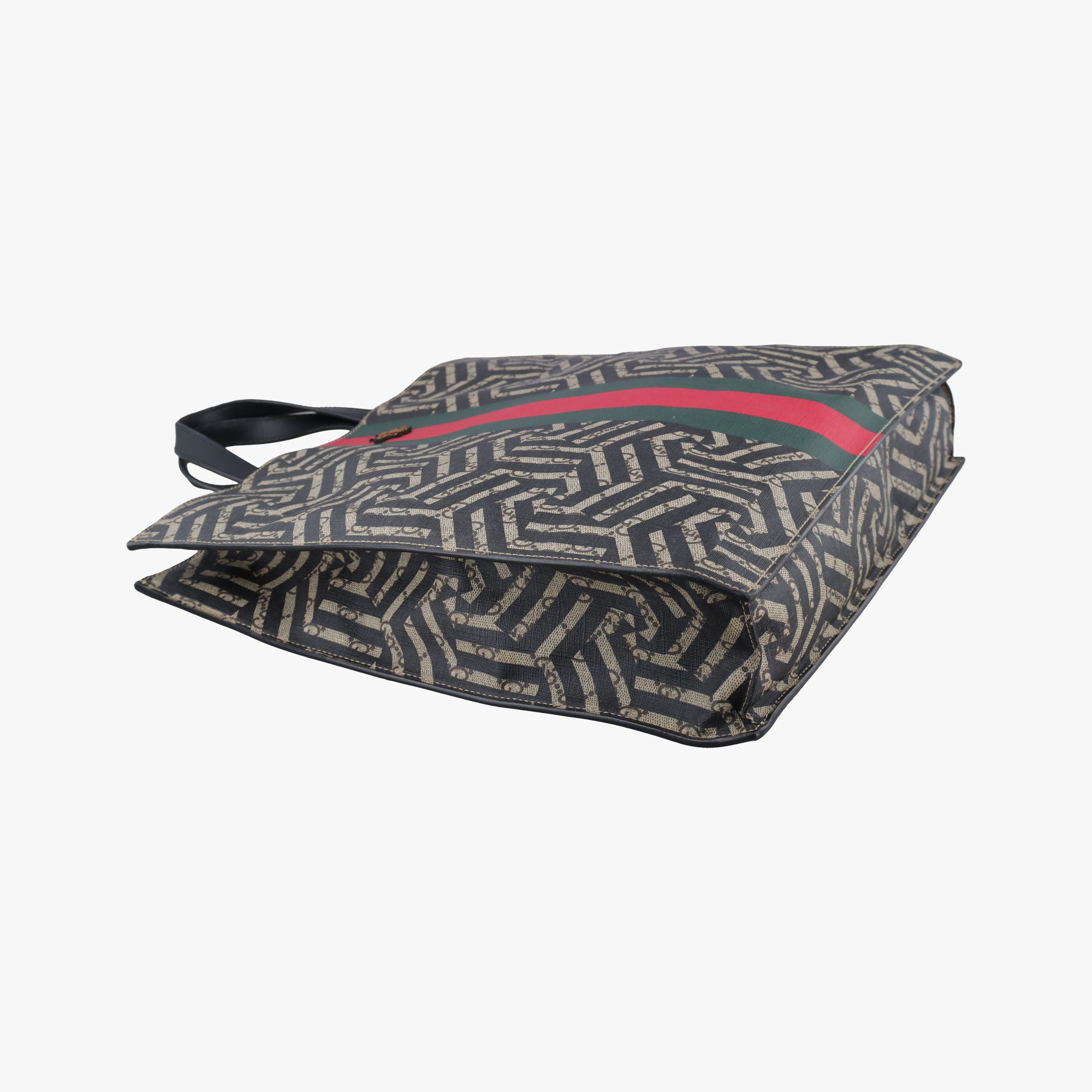 Pre-owned Gucci GG Supreme Bee Multicolour PVC coated canvas 450950 shoulderbag | stylenewstar