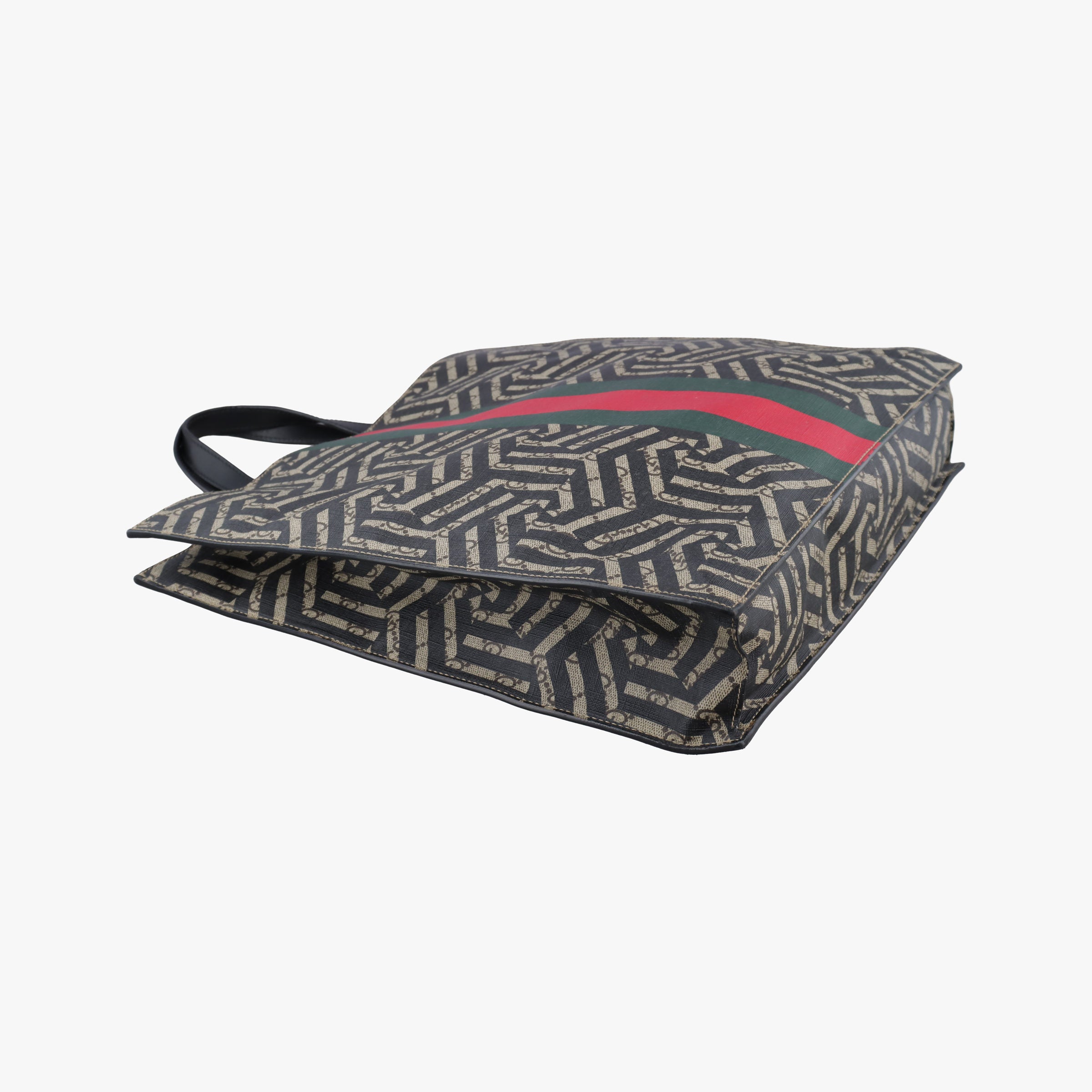 Pre-owned Gucci GG Supreme Bee Multicolour PVC coated canvas 450950 shoulderbag | stylenewstar