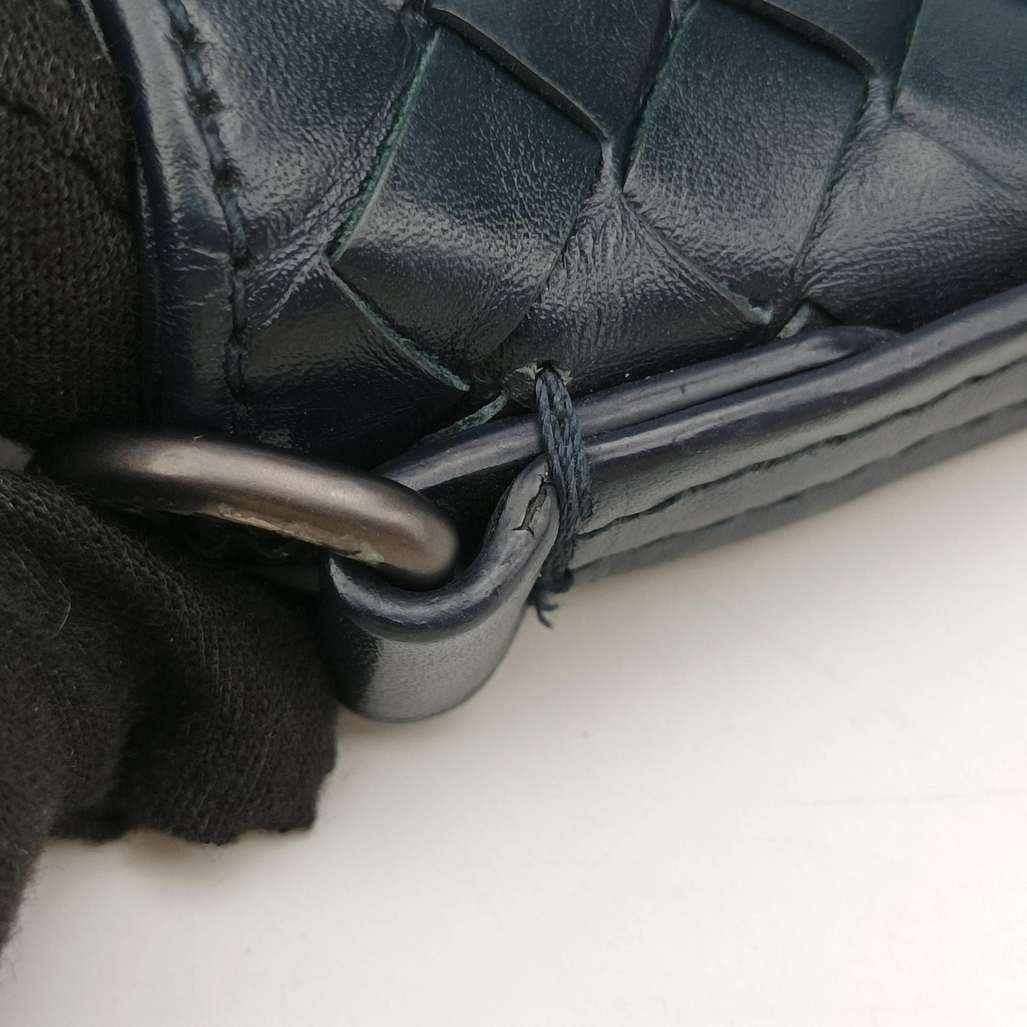Pre-owned Bottega Veneta Intrecciato Navy lambskin  shoulderbag | stylenewstar