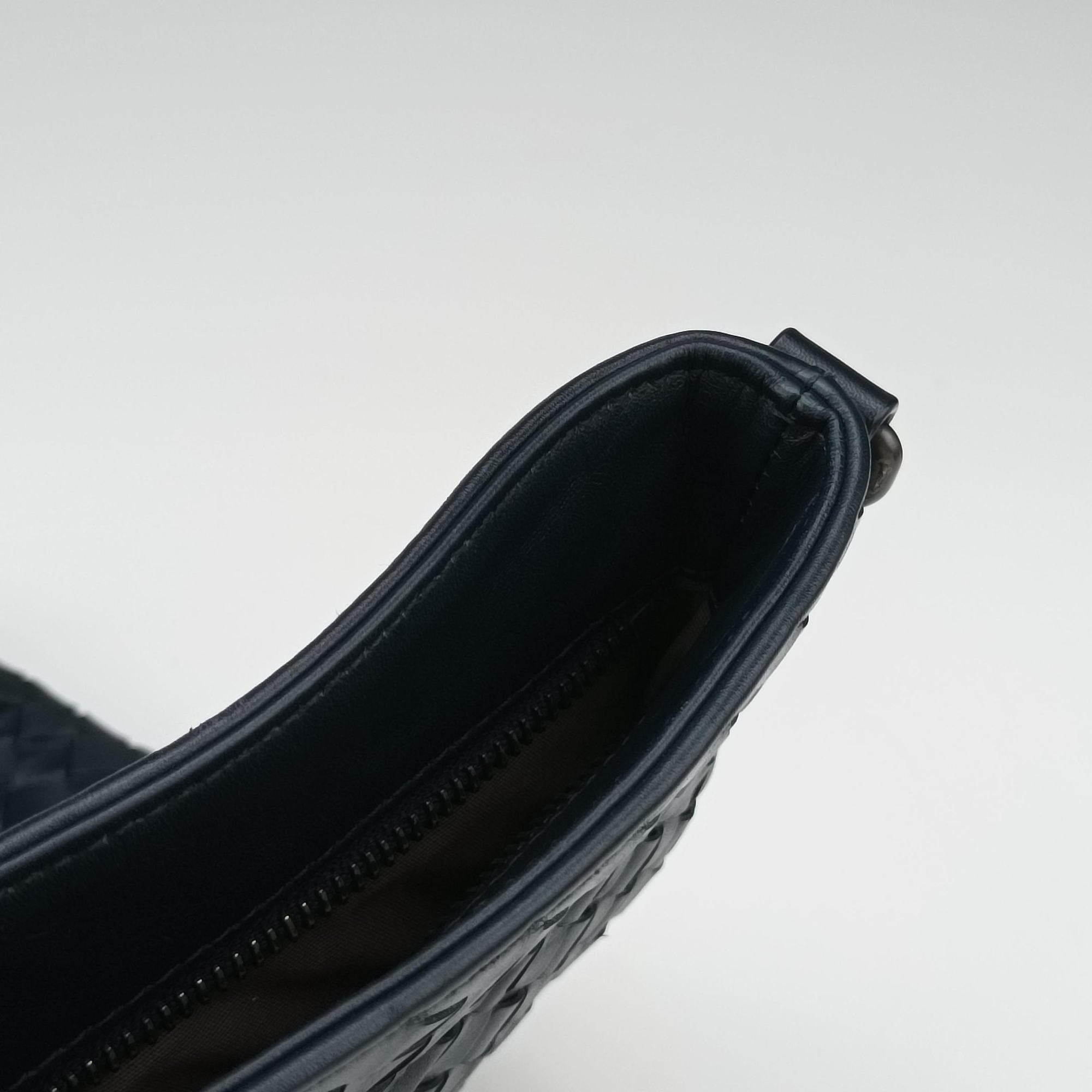 Pre-owned Bottega Veneta Intrecciato Navy lambskin  shoulderbag | stylenewstar
