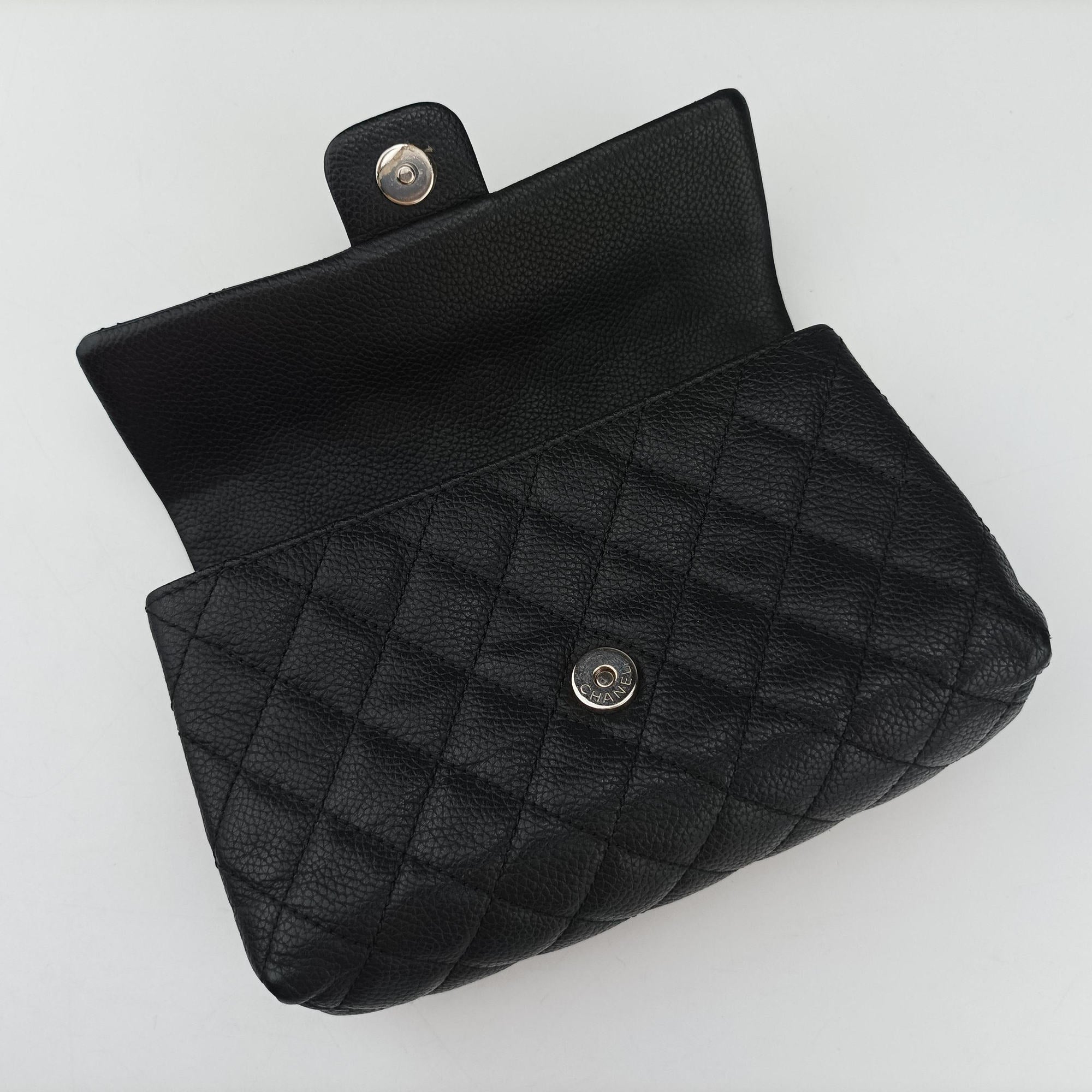 Pre-owned Chanel Matelasse 2.55 Black pebbled U48753 bum bag/waist bag | stylenewstar