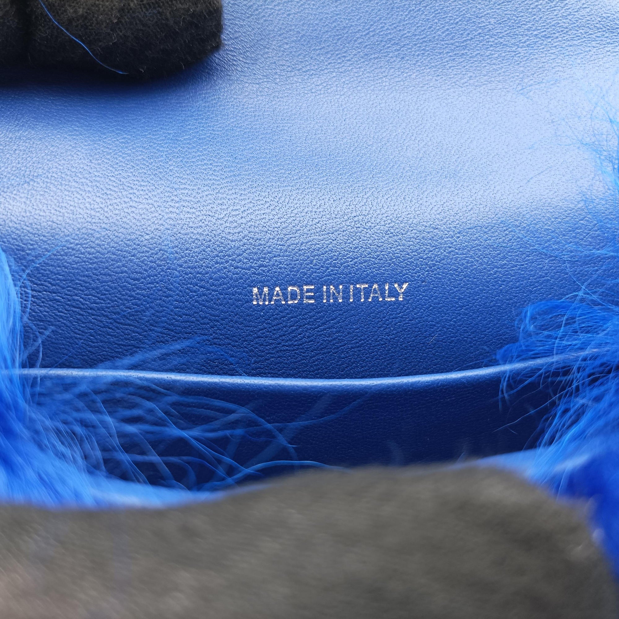 Secondhand Chanel Shearling CC Hook Card Holder Blue wool AP2397 handbag | stylenewstar