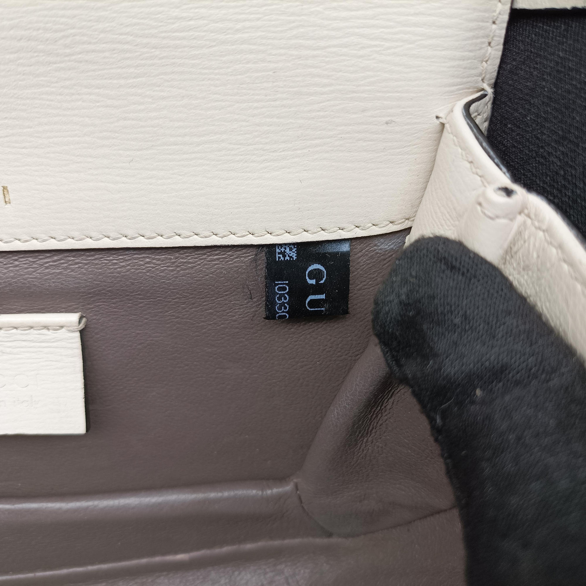 Secondhand Gucci Sylvie 1969 Mini White Leather 615965 shoulderbag | stylenewstar