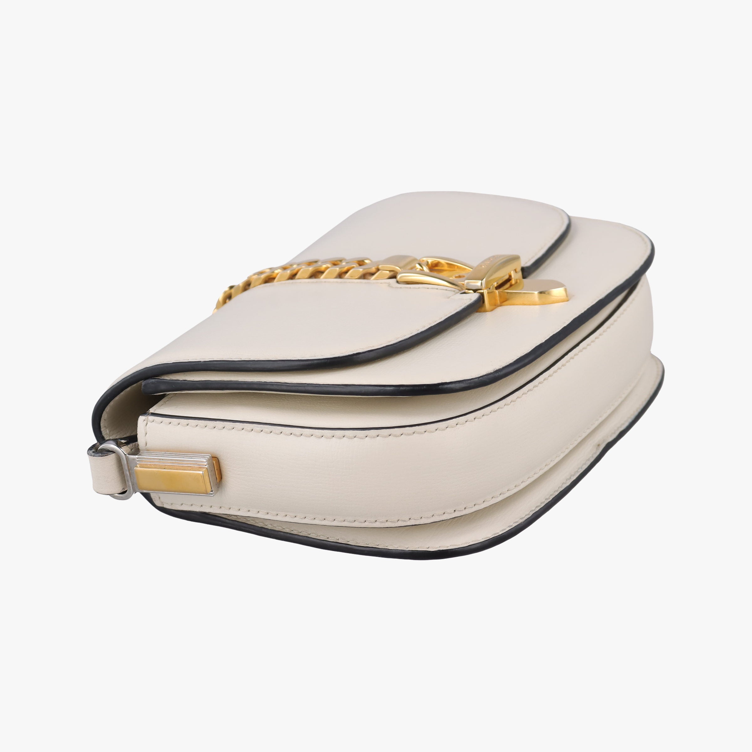 Secondhand Gucci Sylvie 1969 Mini White Leather 615965 shoulderbag | stylenewstar