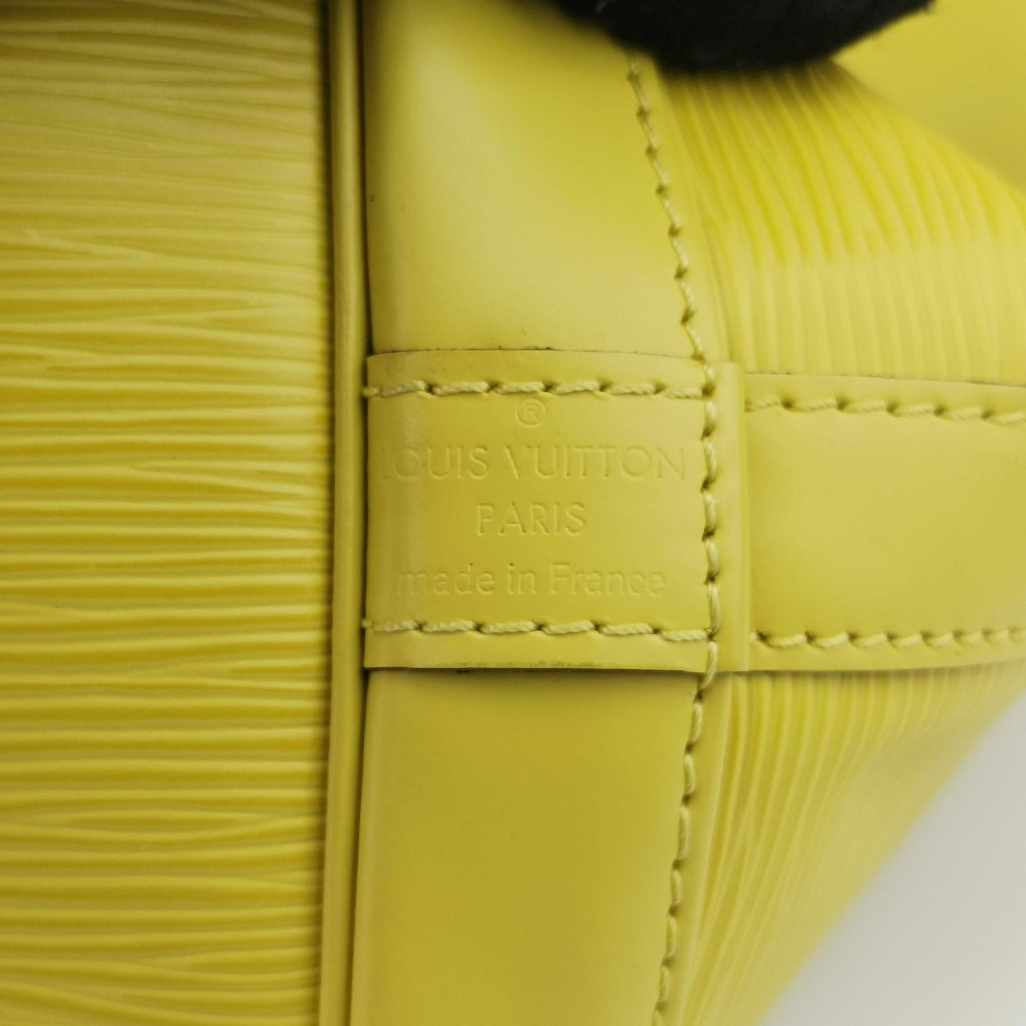 Secondhand Louis Vuitton Petit Noe Pistache Epi M40842 shoulderbag | stylenewstar