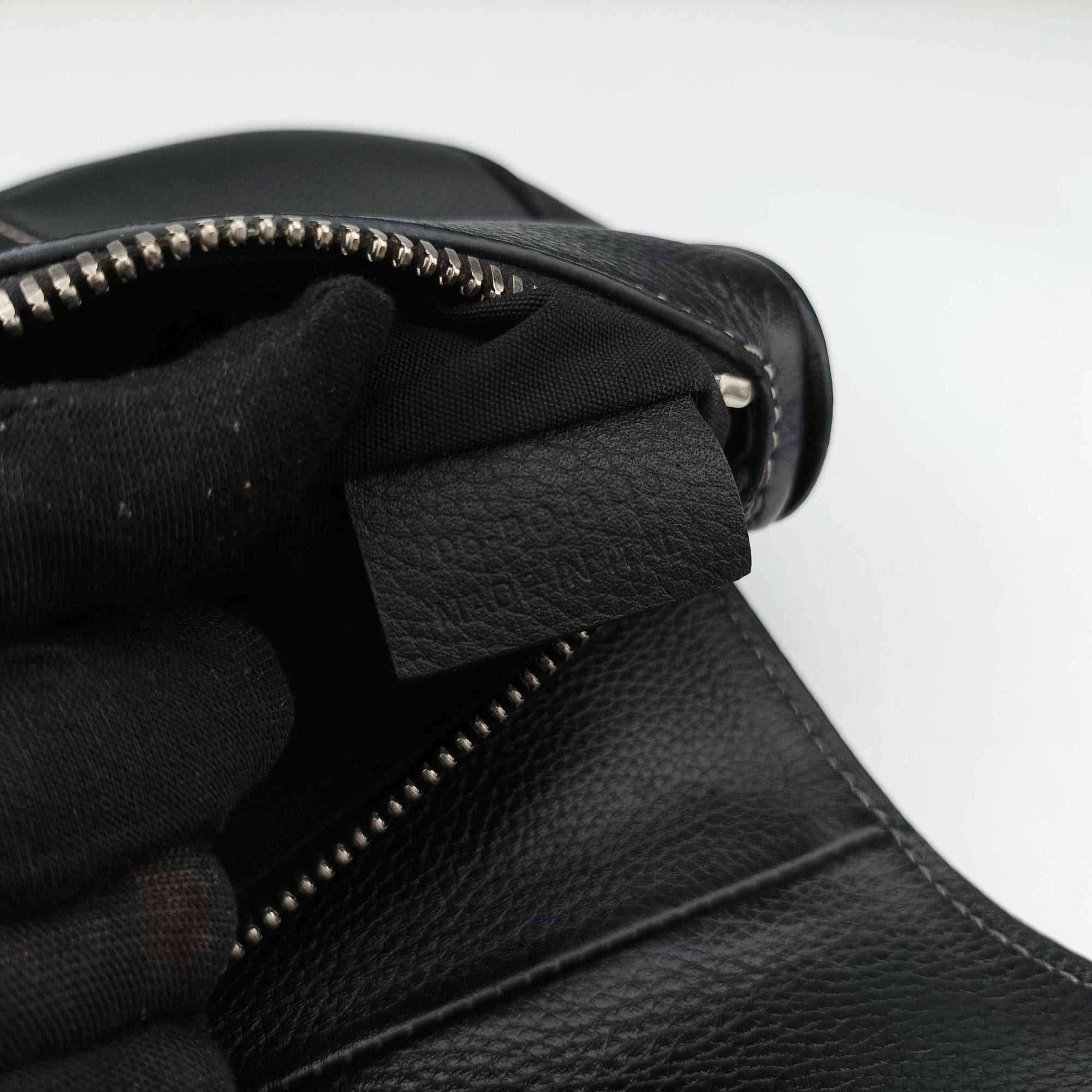Secondhand Christian Dior Saddle KAWS  Bee Black Leather  bum bag/waist bag | stylenewstar