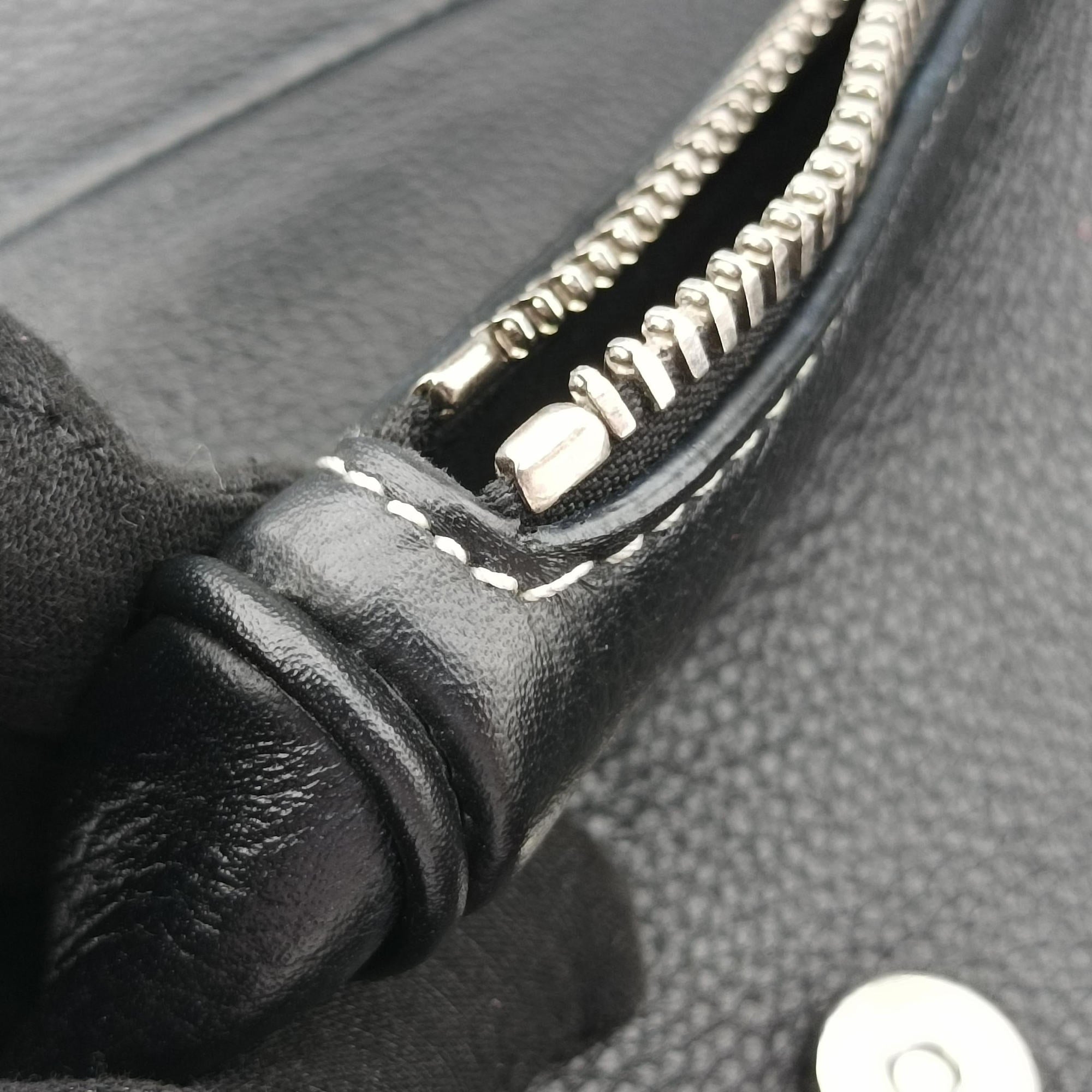 Secondhand Christian Dior Saddle KAWS  Bee Black Leather  bum bag/waist bag | stylenewstar